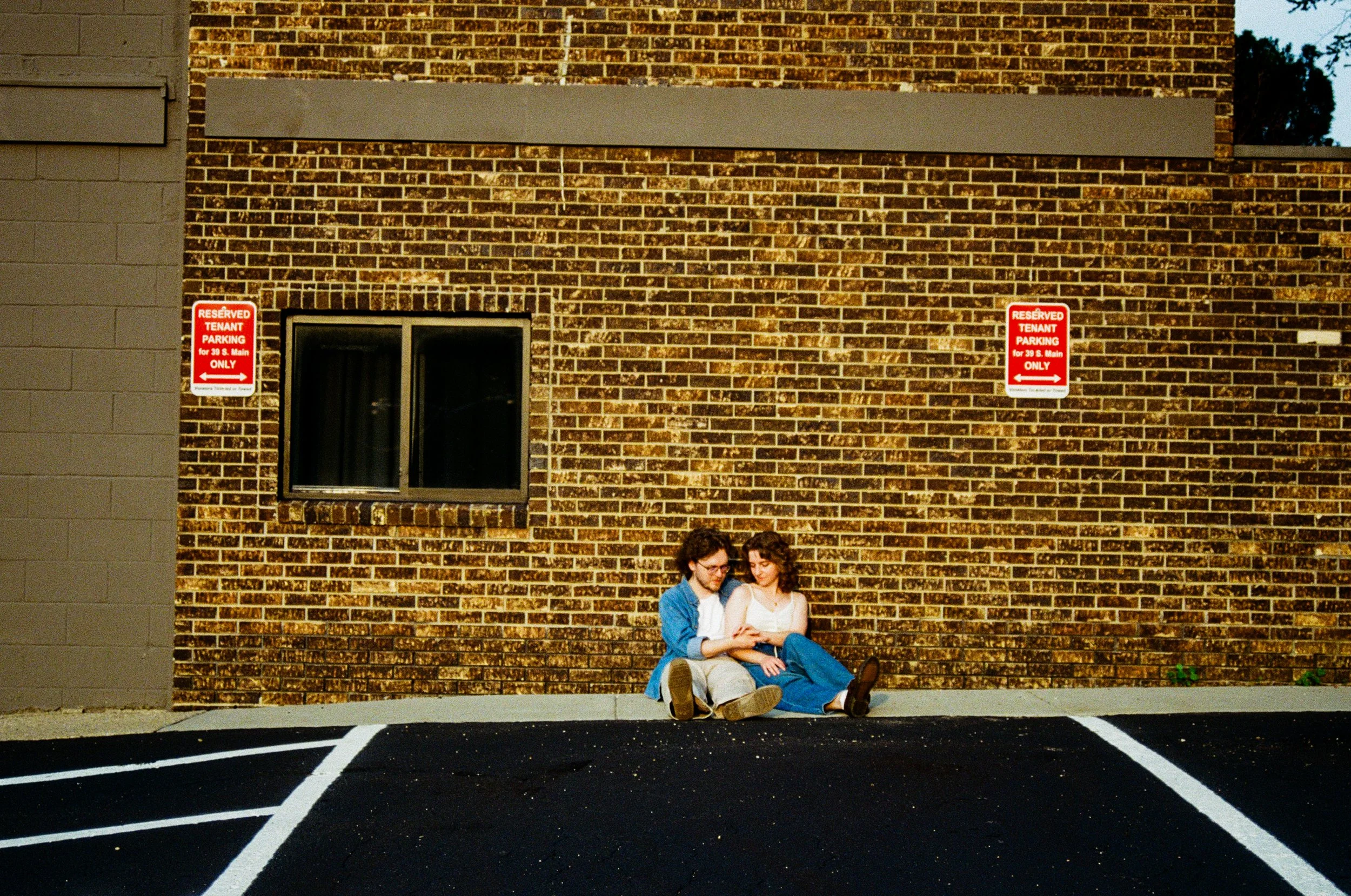 hailee + alec engagement shoot-78.jpg