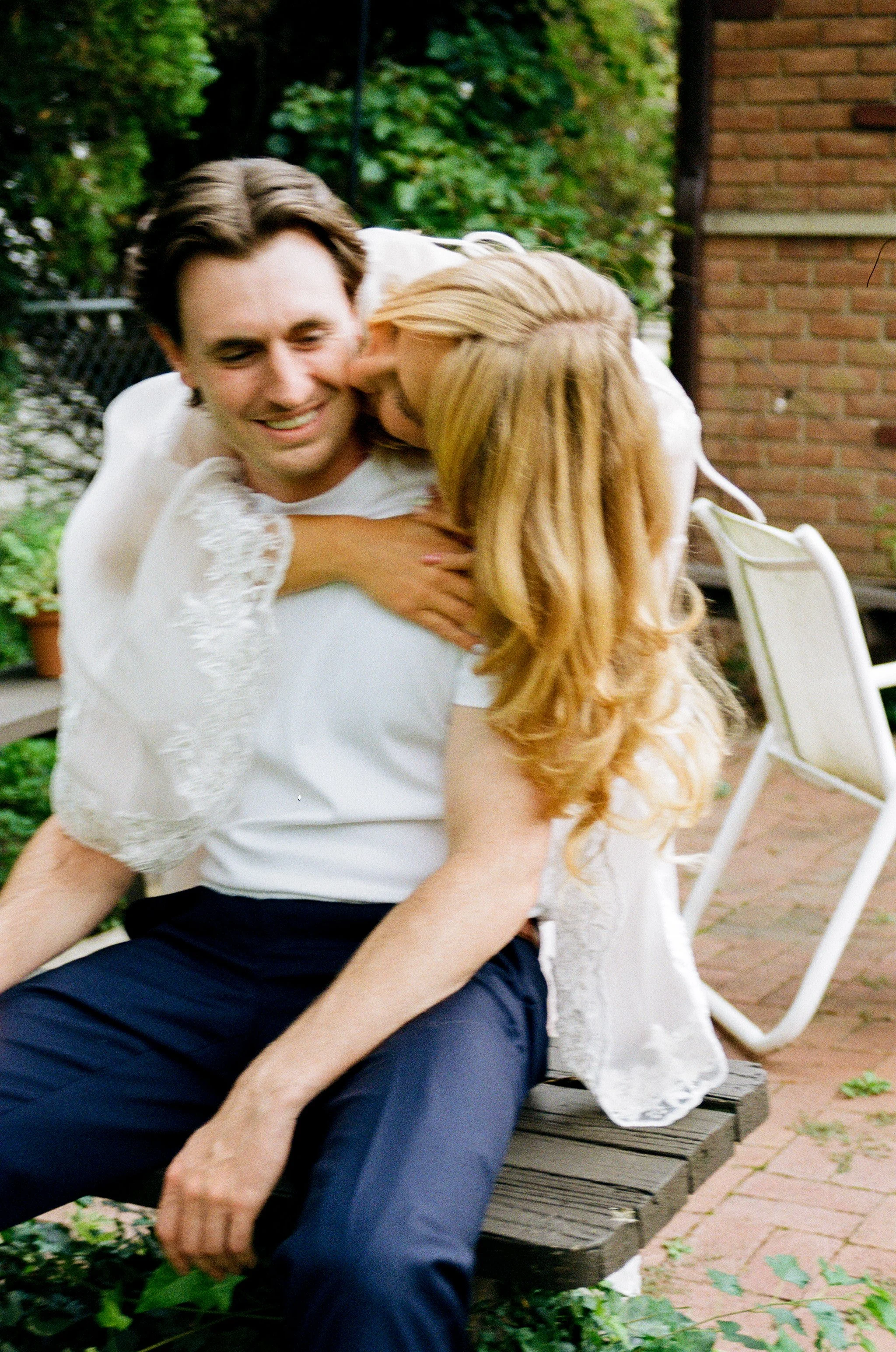 amy + jj engagement shoot-31.jpg