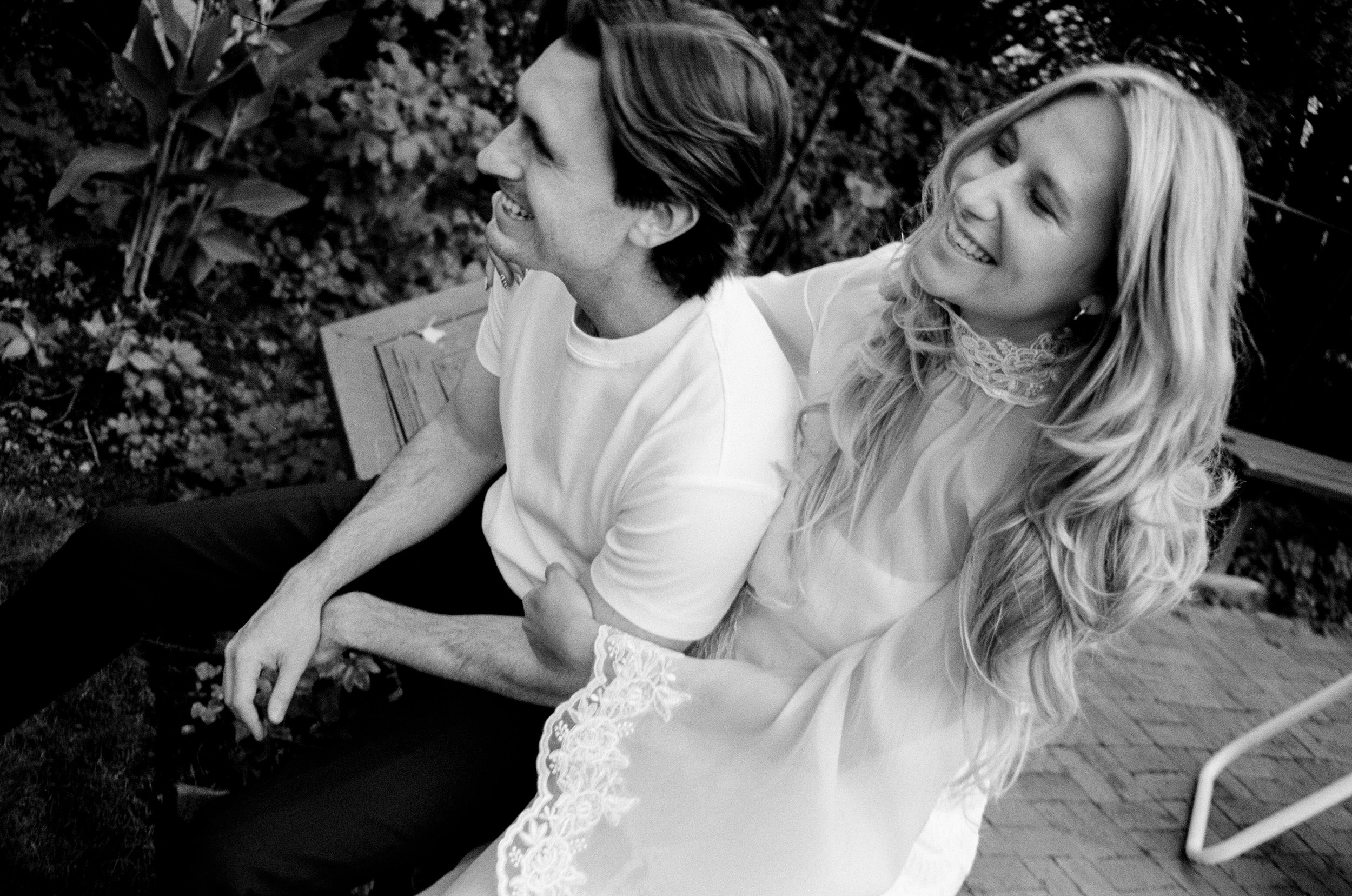 amy + jj engagement shoot-40.jpg