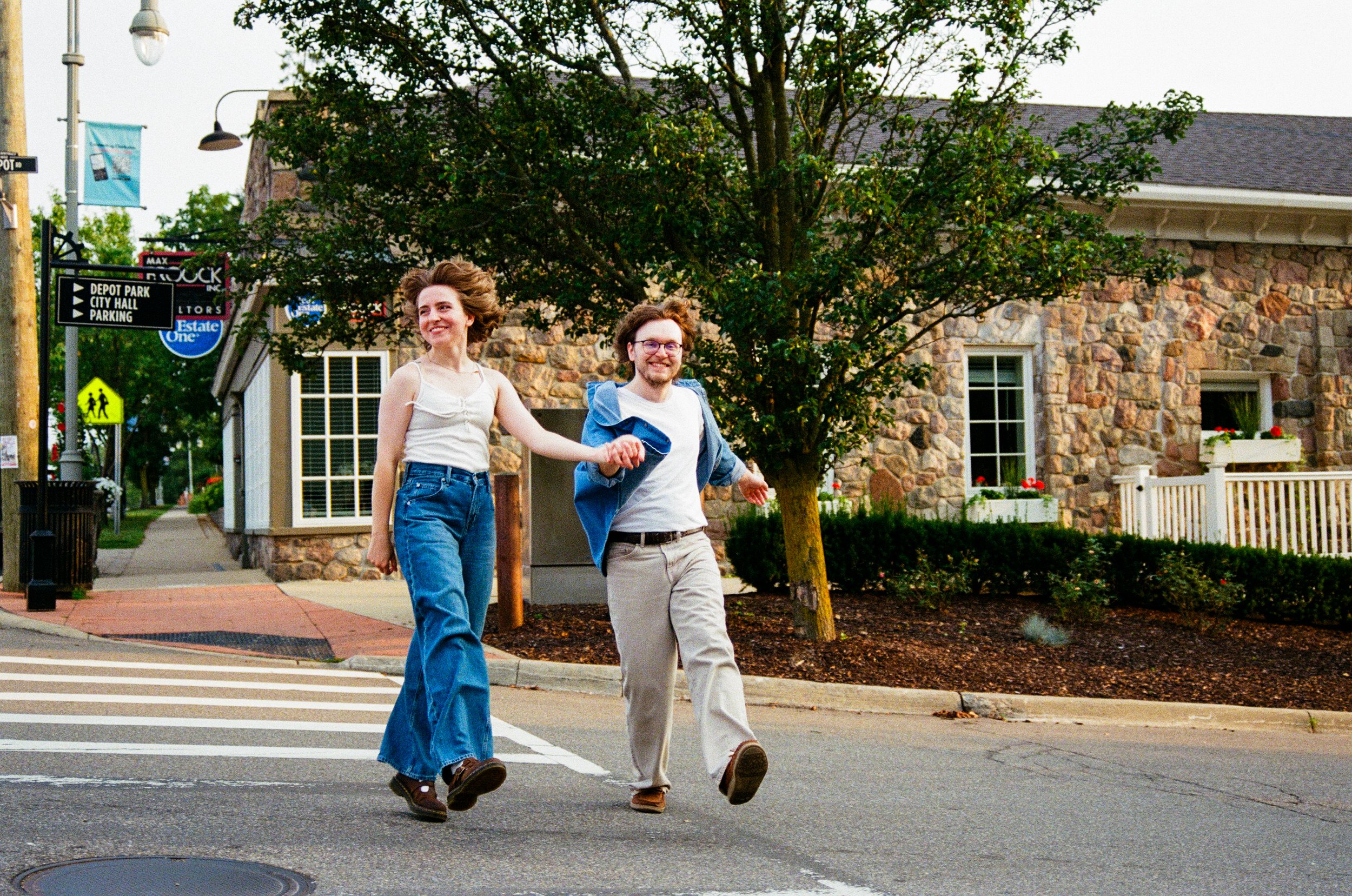 hailee + alec engagement shoot-104.jpg