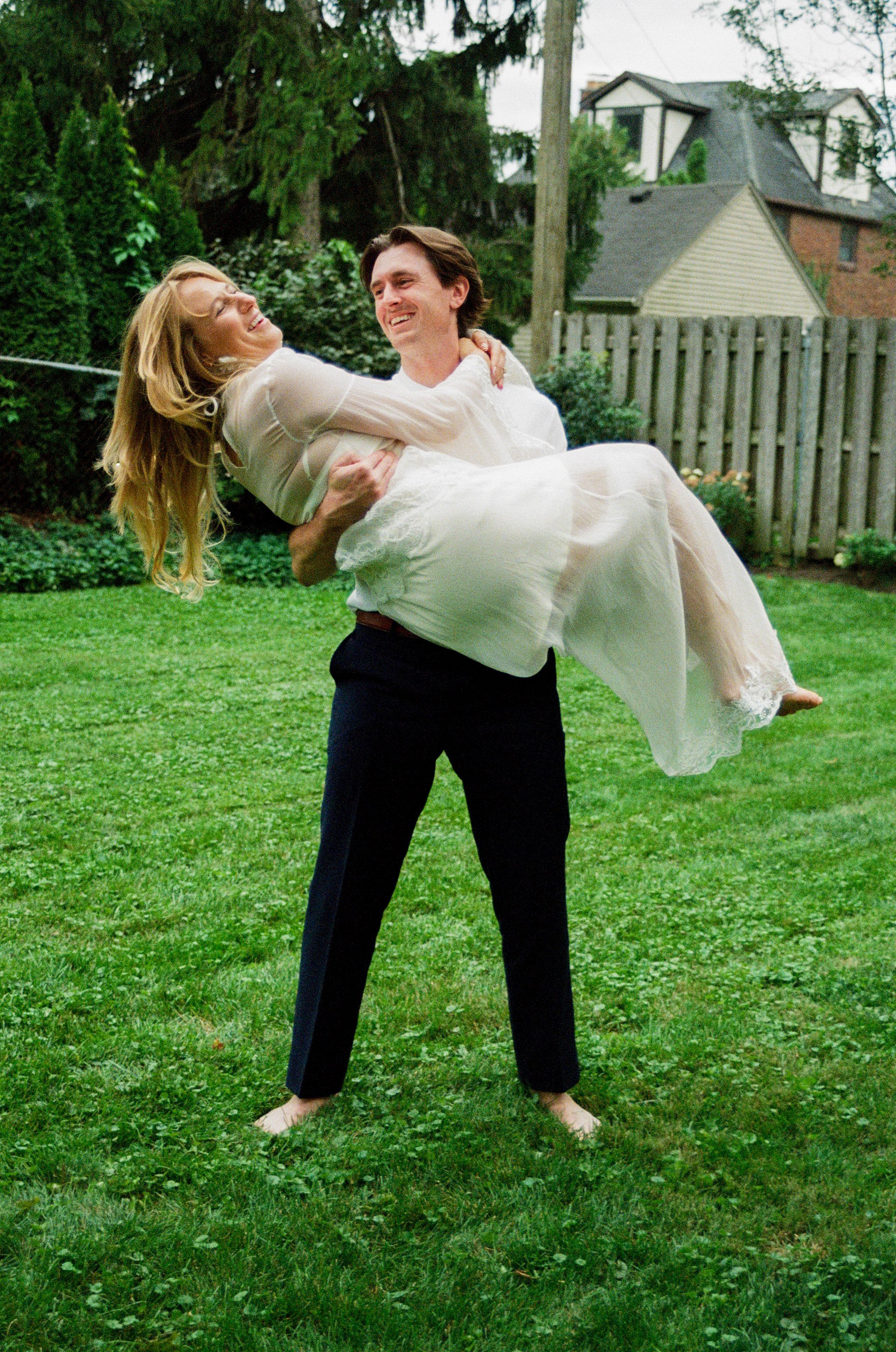 amy + jj engagement shoot-113.jpg
