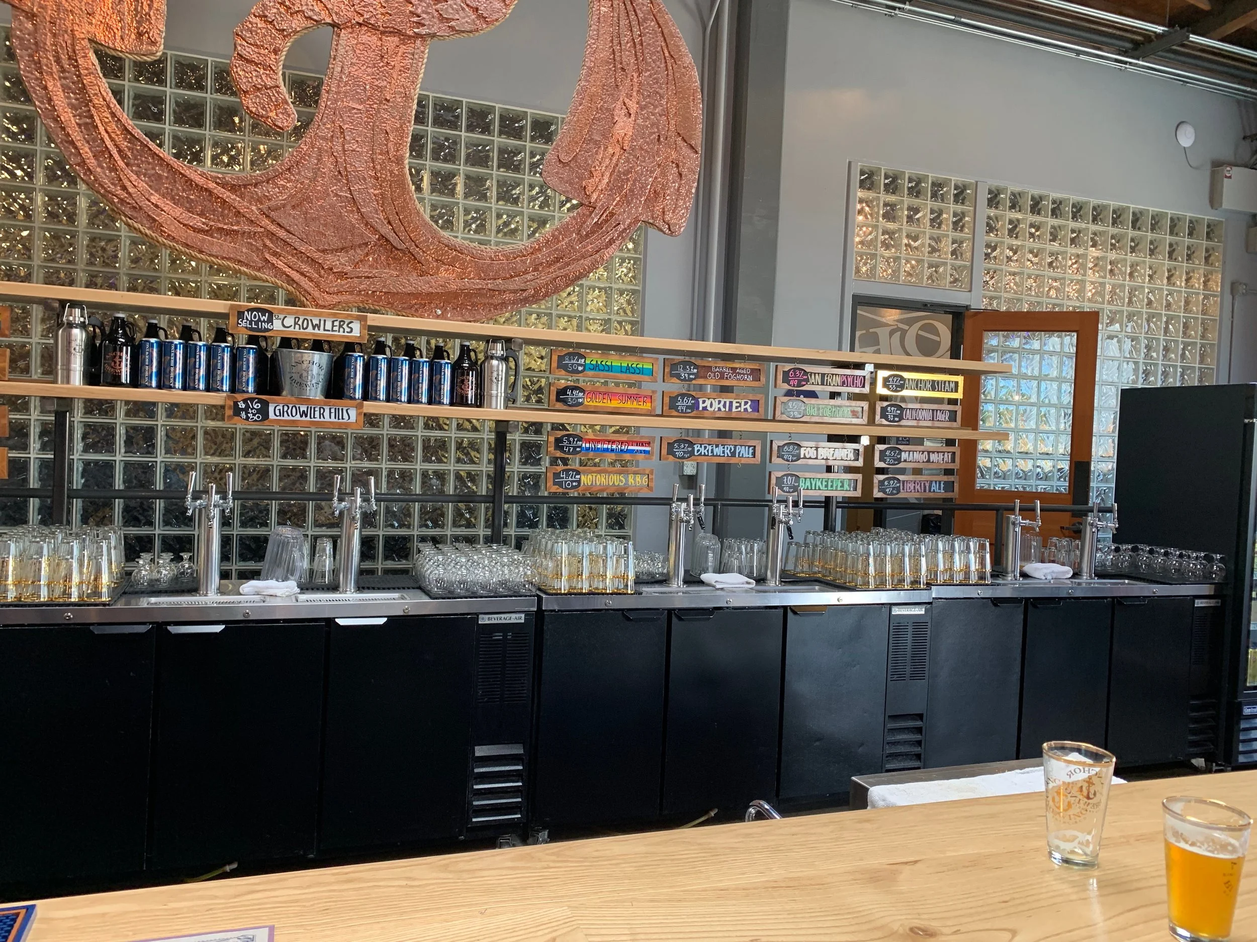 2019 06 SFO 20190619 15h54m34s iPhone MB.jpg