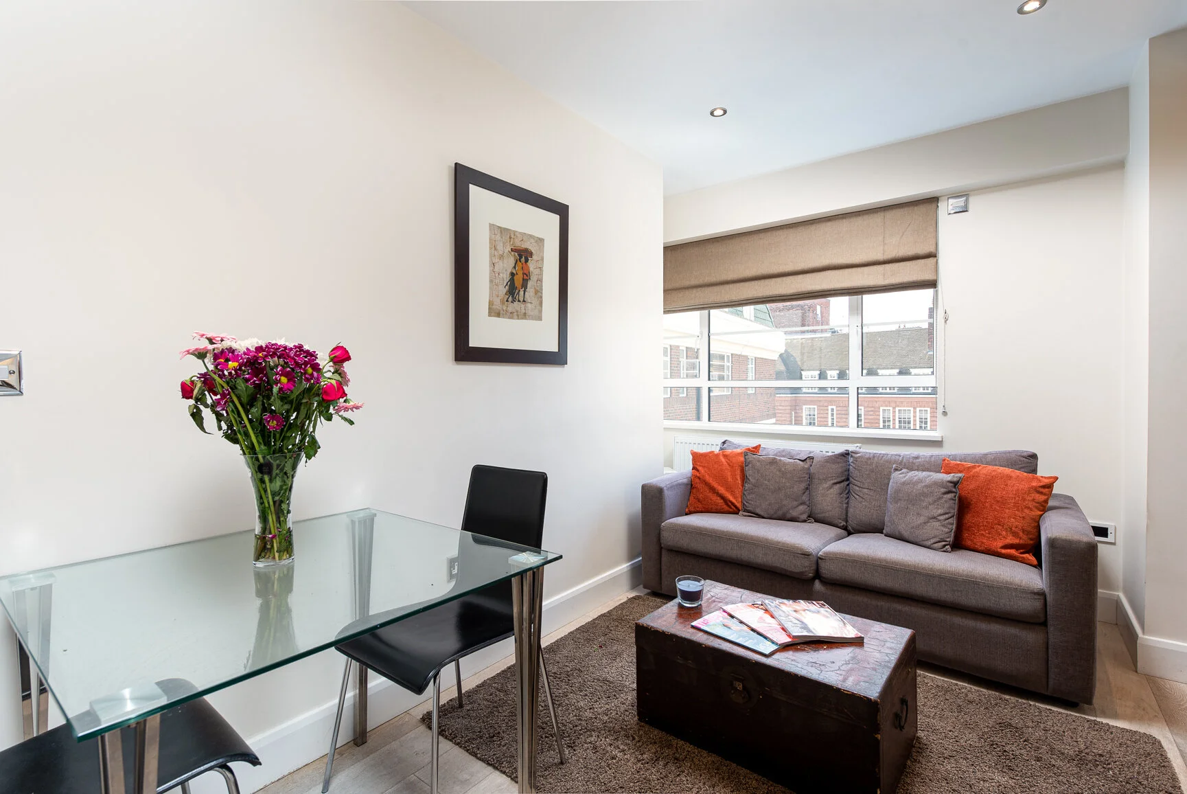 Apartment 723, Sloane Avenue 