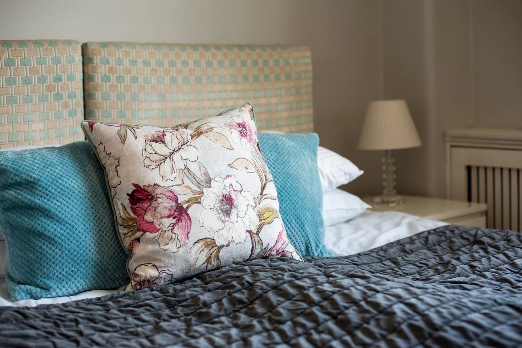 Apartment 547, Sloane Avenue 