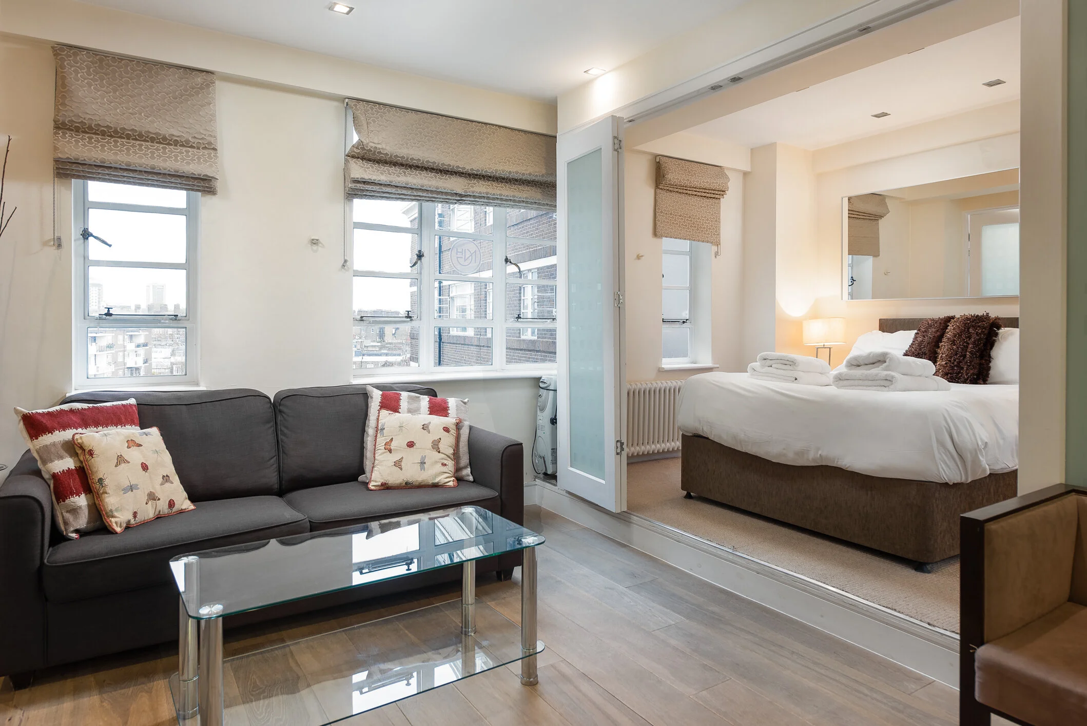 Apartment 612, Sloane Avenue 