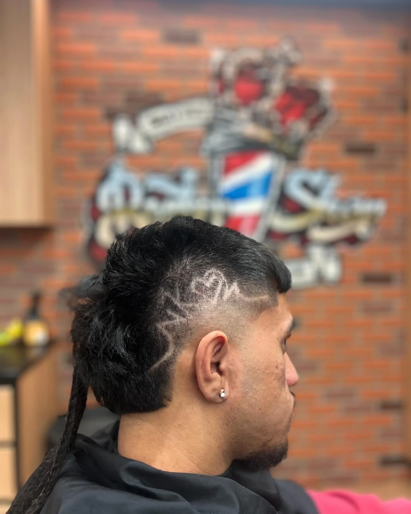 Lowkey bored of the same cut? 👀✂️ A clean fade at @allanscaddens  with a sharp hair track just upgrades everything 😉