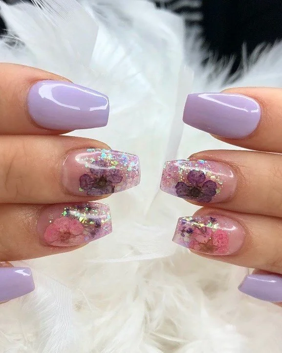 Floral, fresh, and Easter-coded at @blushnails_caddenscorner 🌸🐰