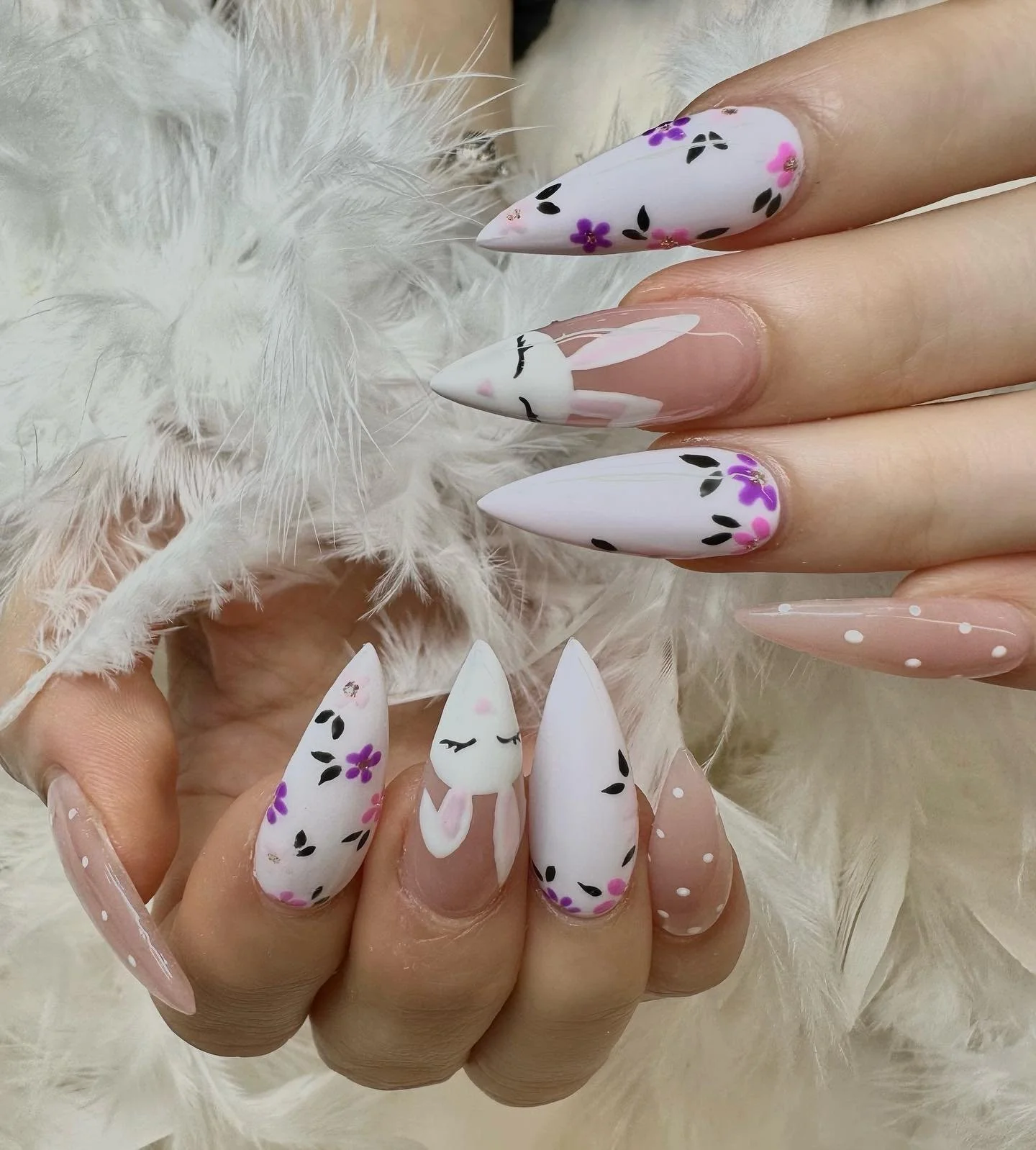 blushnails_caddenscorner_1680423034_3071933521450136738_31227939908.jpg