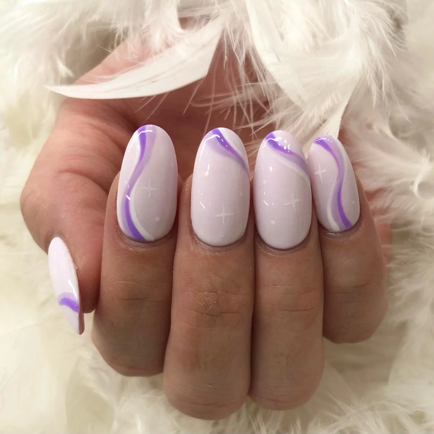 blushnails_caddenscorner_1615179173_2524628350098964132_31227939908 (1).jpg