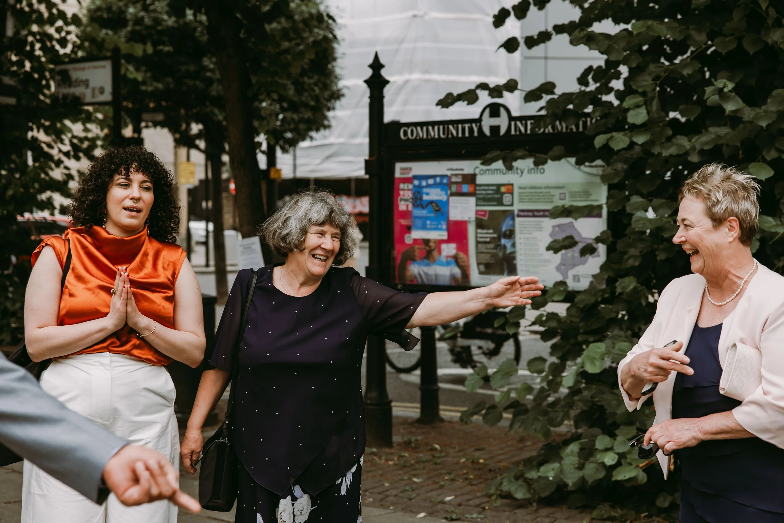 guests arrival before Hackney Town Hall wedding in London