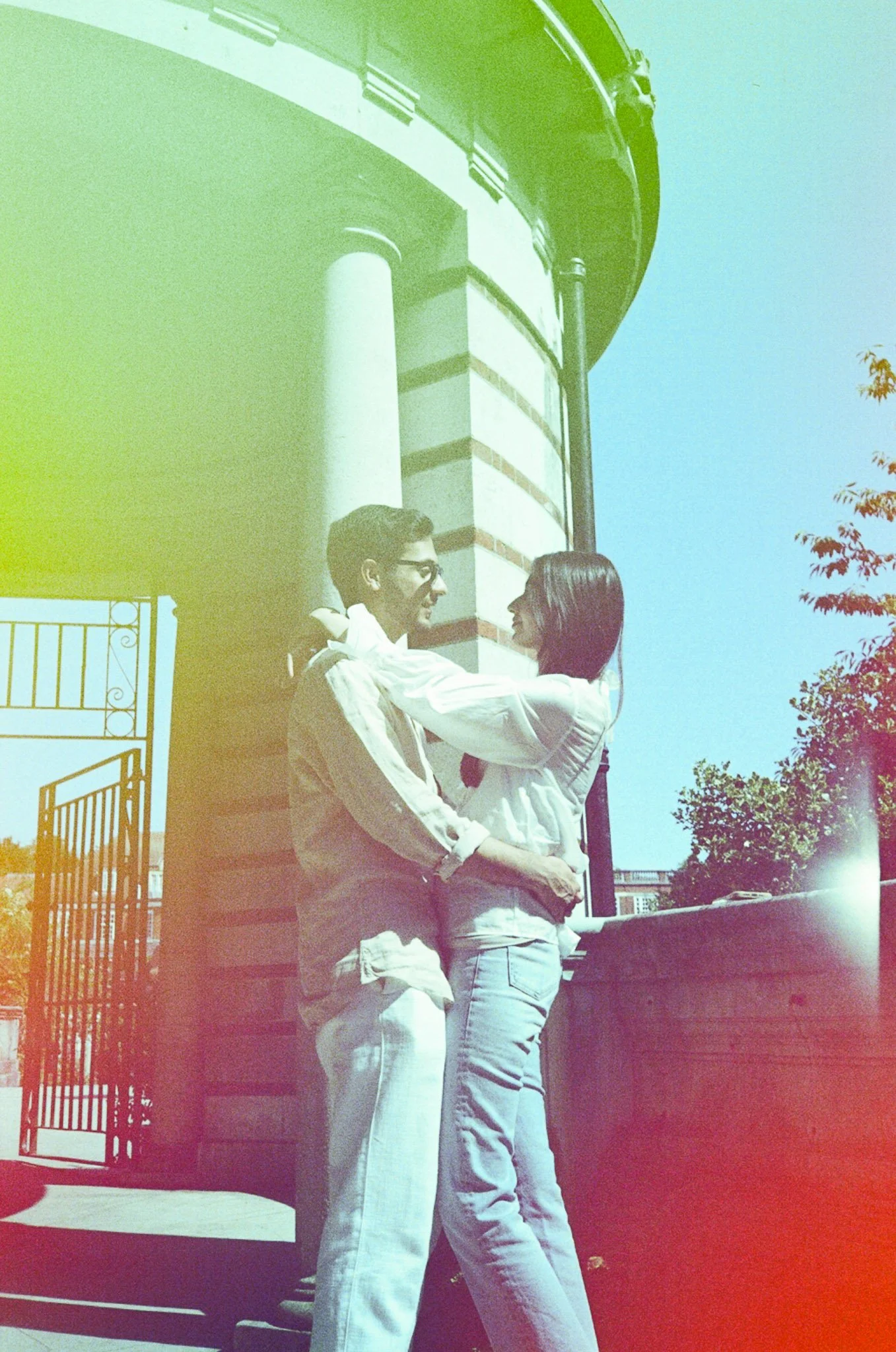 79320009-2.jpg
