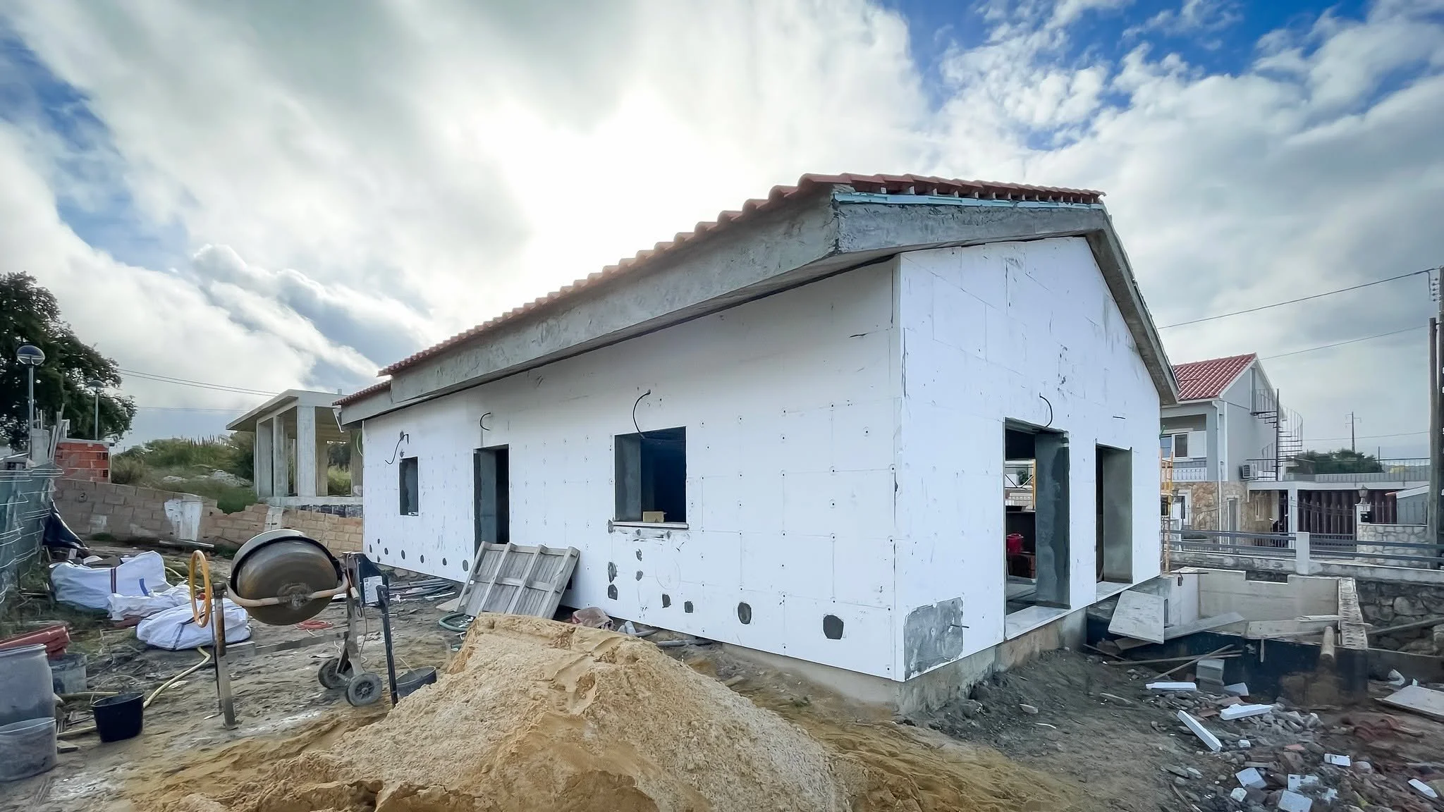 Acompanhamento de obr#arquiteturasesimbra 🏗️
.
.
.
#Logikevidence #Arquitetura #Obra #logikevidencearquitetura #sesimbra #ma&ccedil;&atilde;sesimbra #arquiteturasesimbra