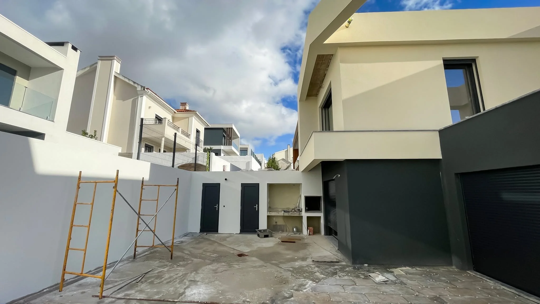 Continuamos a acompanhar esta obra com projeto nosso 🙌 #logikevidence #logikevidencearquitetura #arquitetura
.
.
.
#architecture #archilovers #design #architecturaldesign #modernarchitecture #interiordesign #urbandesign #buildingdesign #architectura