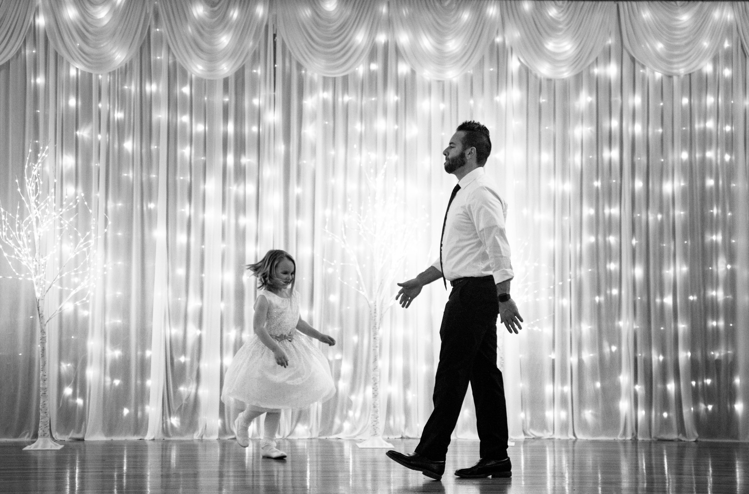 211211.SarahandDoms.wedding.kstansbury-29.jpeg