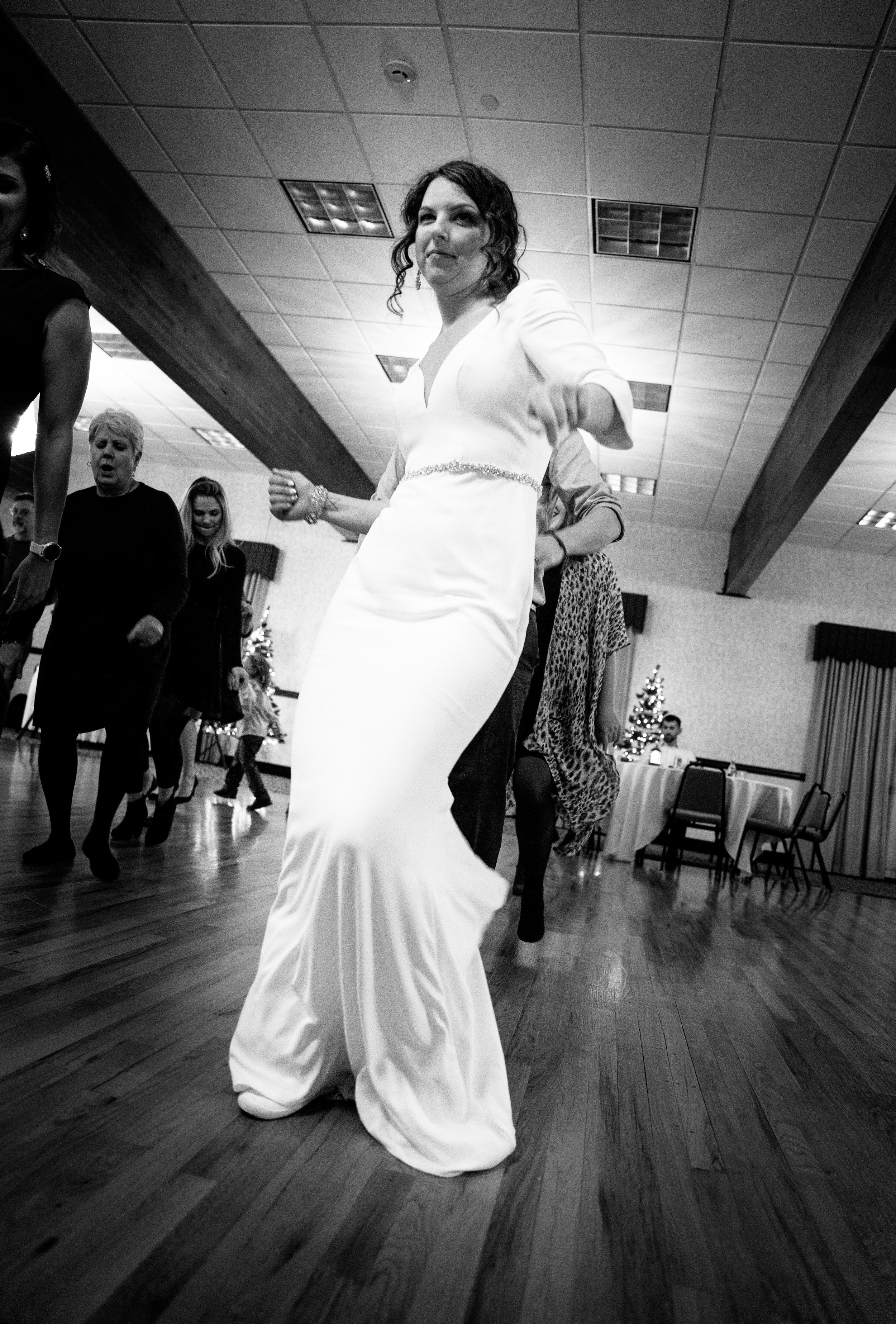 211211.SarahandDoms.wedding.kstansbury-34.jpeg