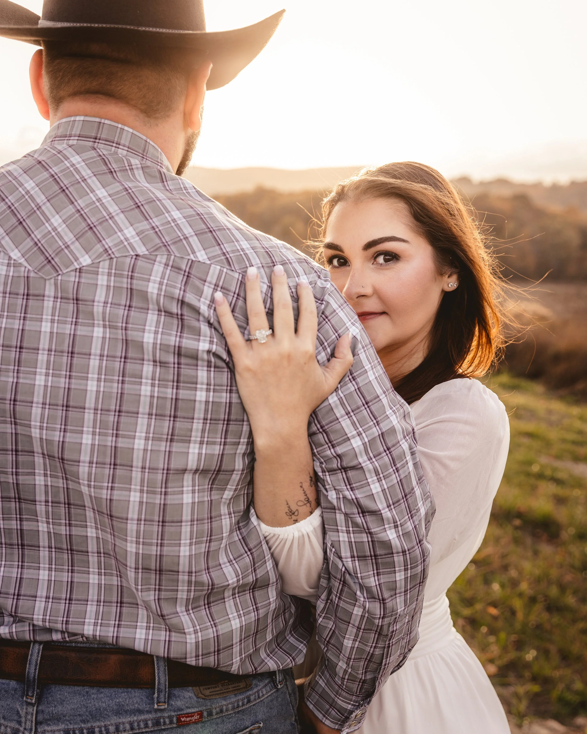 Fall Engagement at Moodna Viaduct-5.jpg