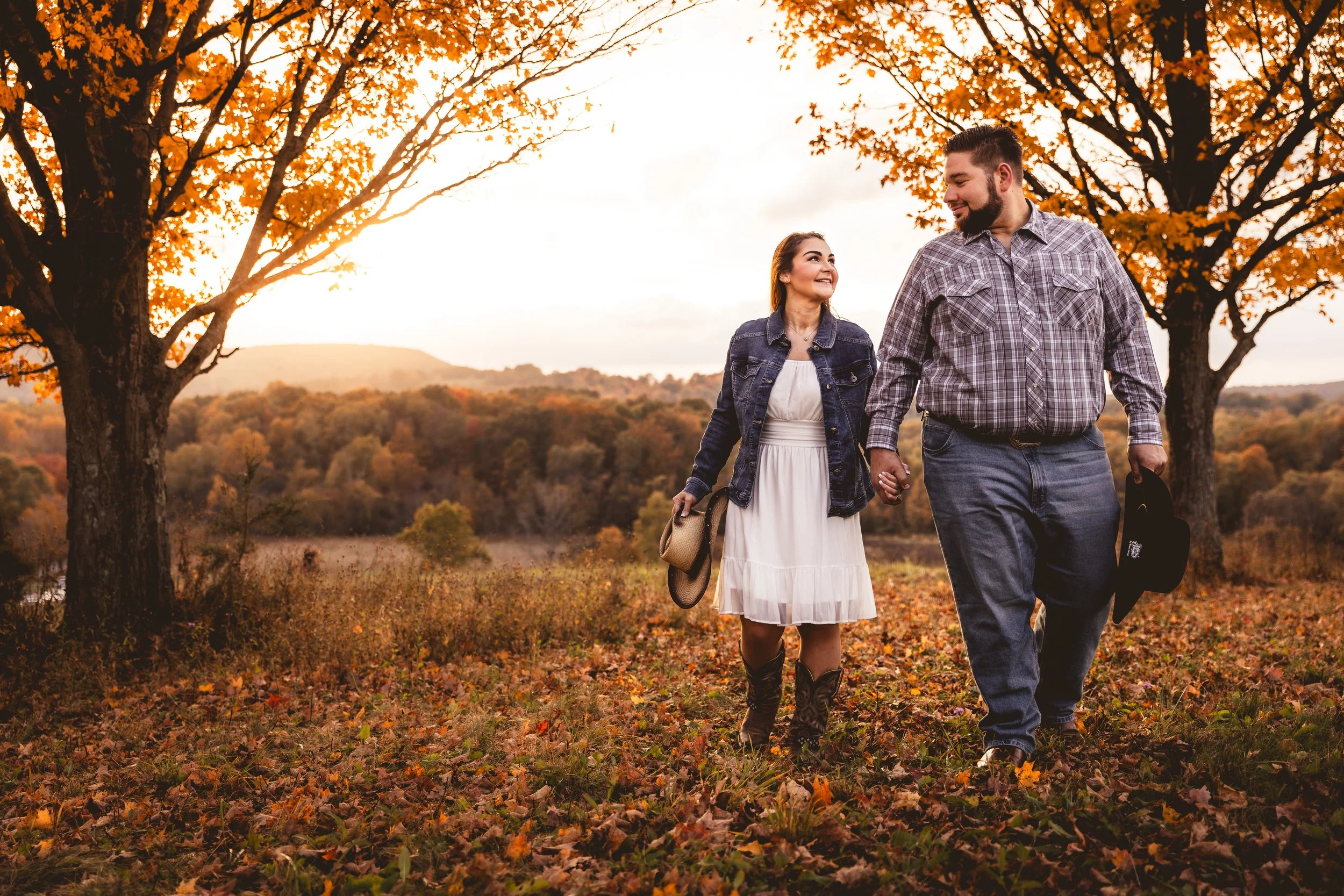 Fall Engagement at Moodna Viaduct-9.jpg