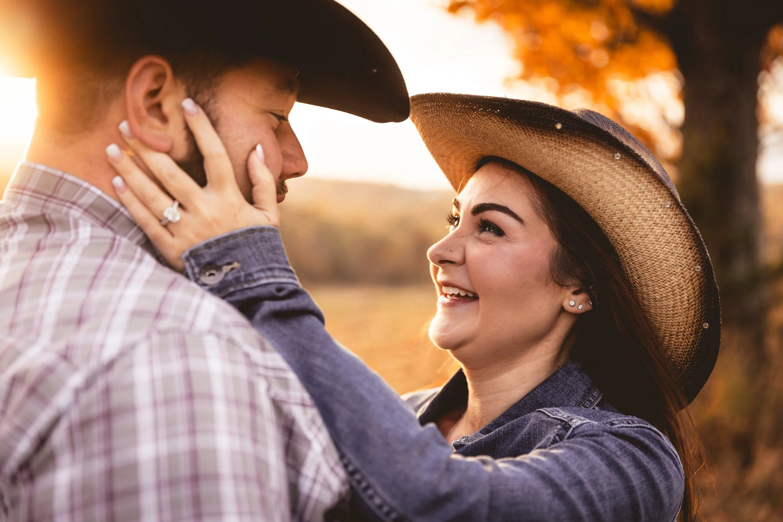 Fall Engagement at Moodna Viaduct-12.jpg