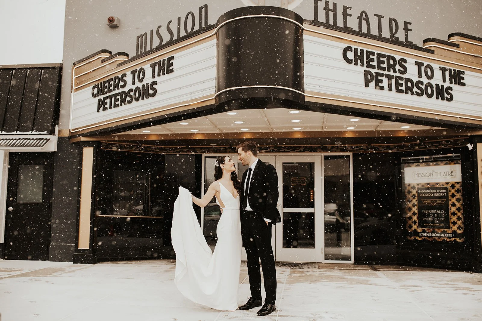 Winter Wedding Venue Kansas City Mission Theatre