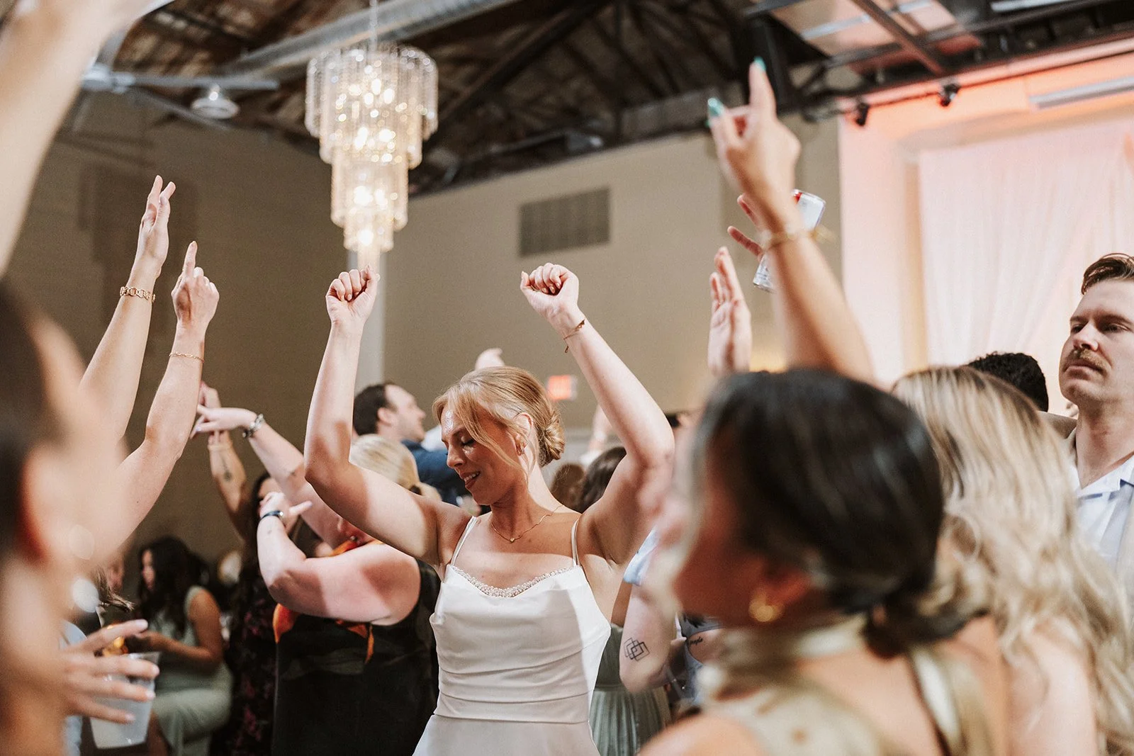 EB - Aventi Weddings - 737 - AC108257.jpg