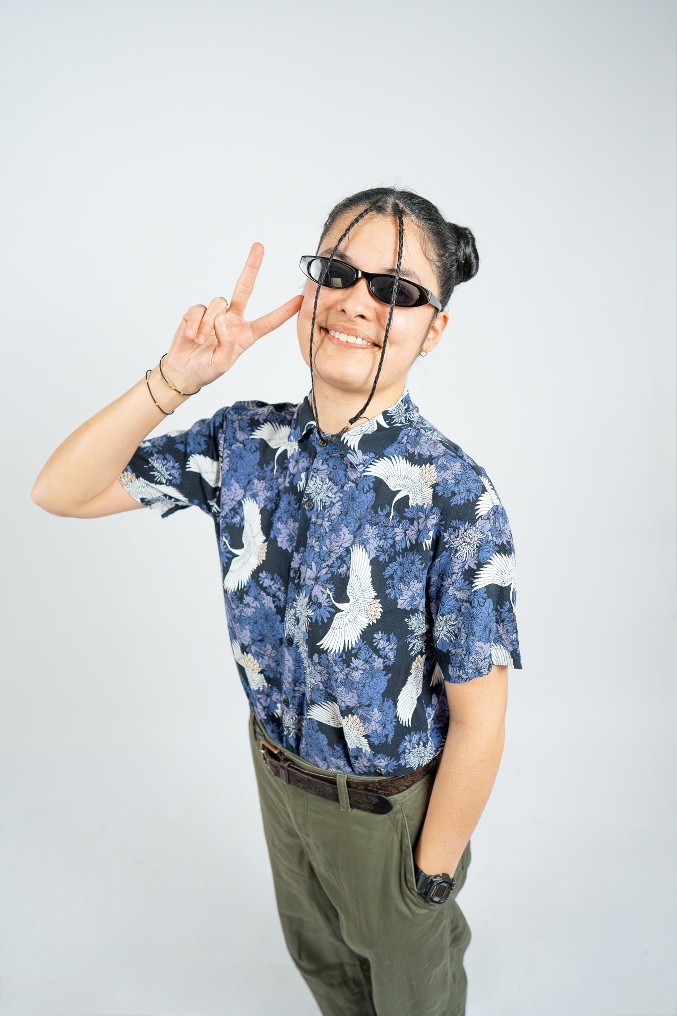Female DJ Instructor in Paris: Smiling and Fun