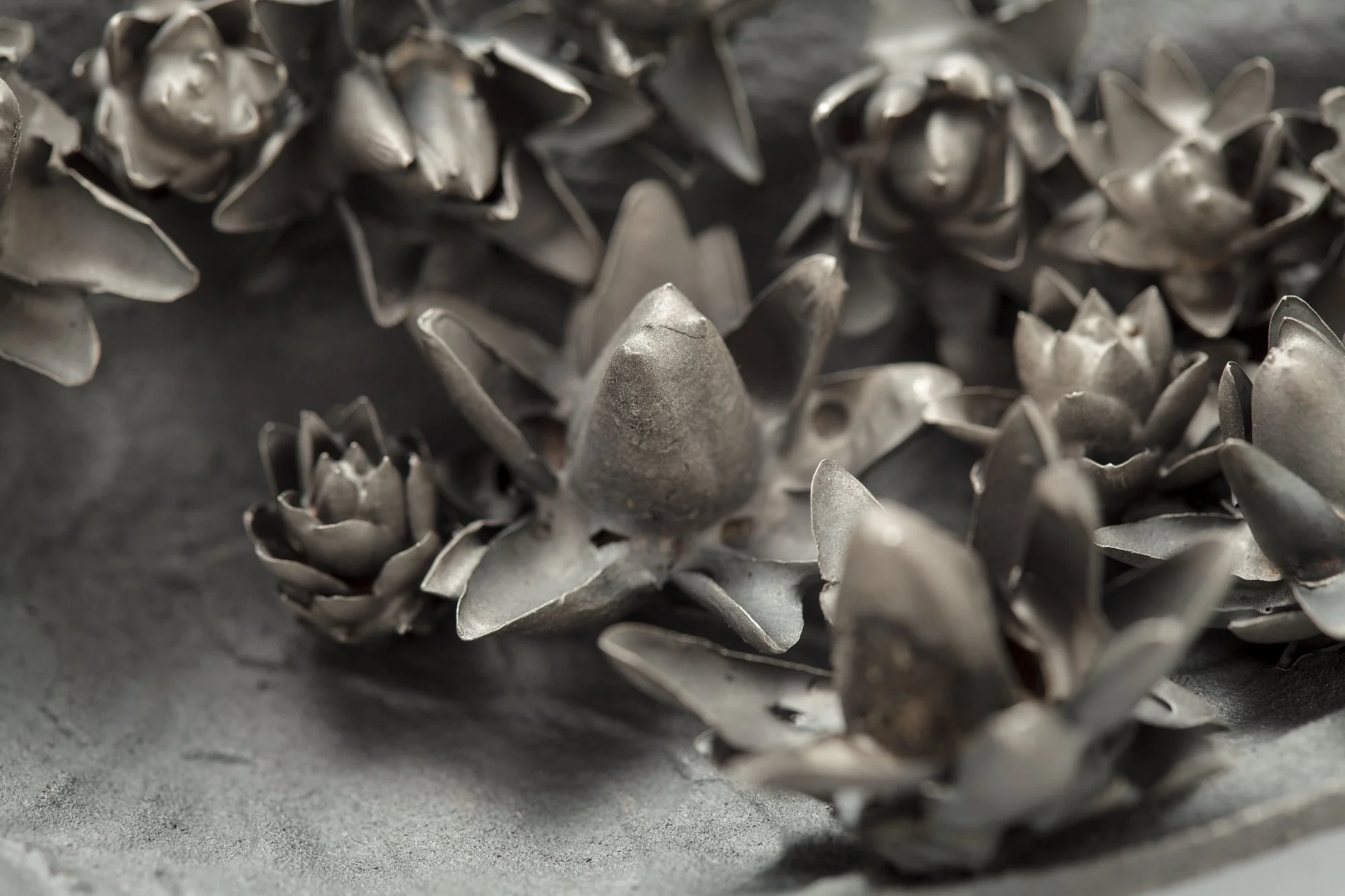 Brooch Black Flowers 2021 detail.jpg