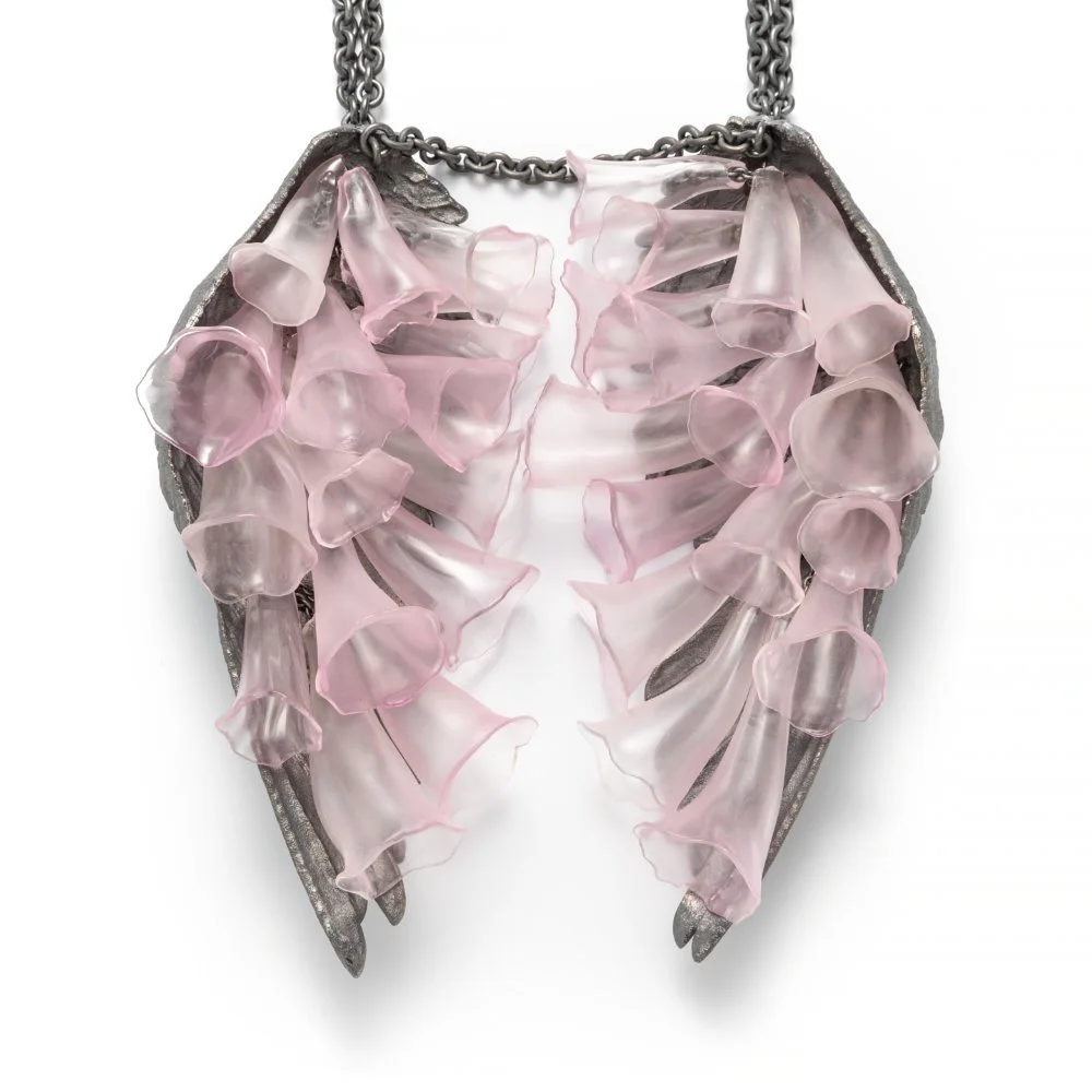Evert-Nijland-jewellery-wings-pink-flowers-2022-necklace.jpg