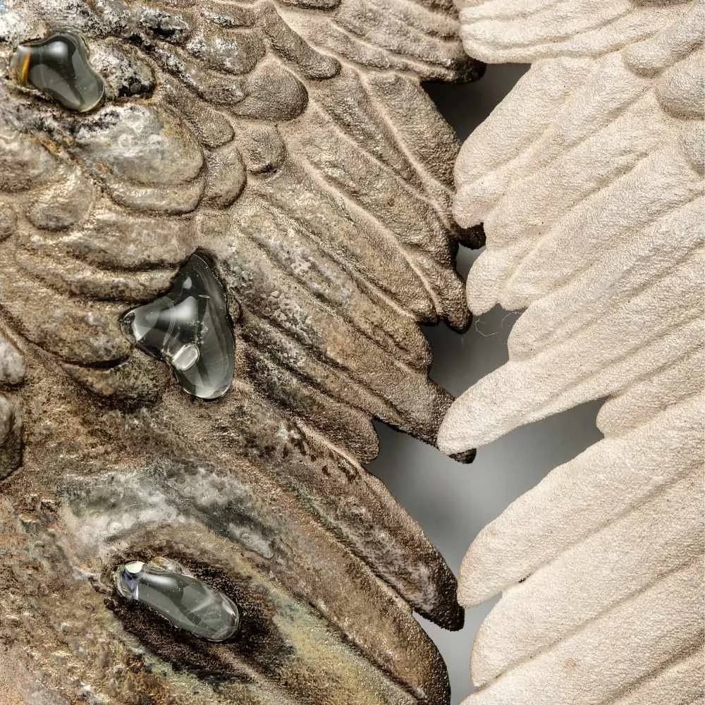 Evert-Nijland-jewellery-wings-icarus-2022-detail-necklace.jpg