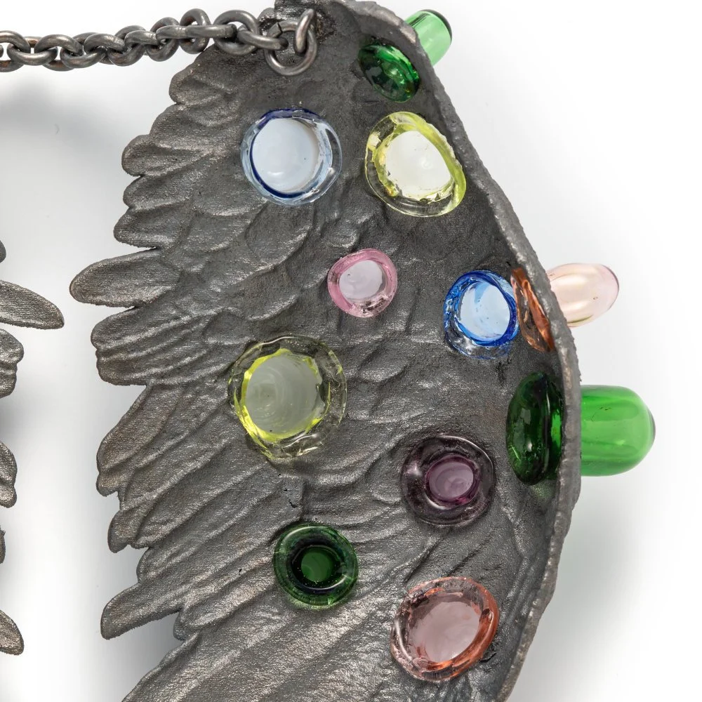 Evert-Nijland-jewellery-wings-fra-angelico-2022-detail-reverse-necklace.jpg