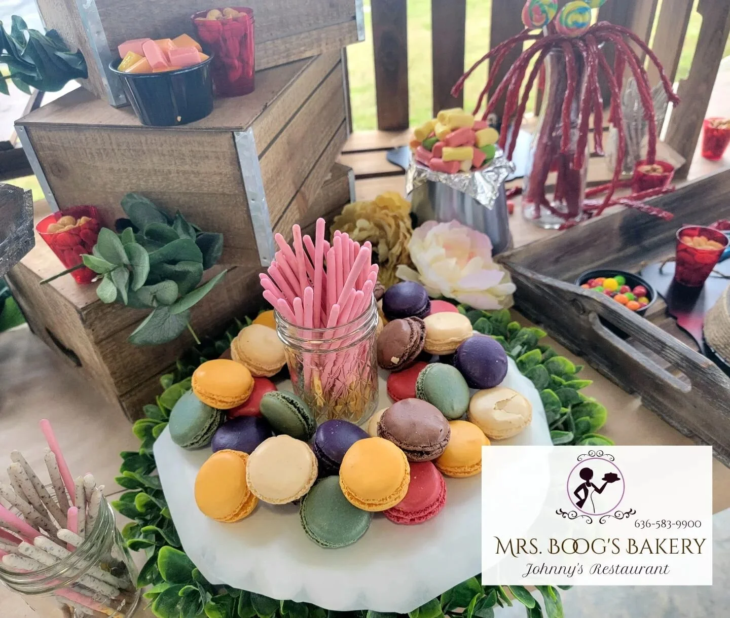 I loved designing this candy bar spread for a graduation party!!! It was so much fun thank you Aubrey for letting me part of your graduation celebration! 

#getinmybelly #instafood #charcuterie #candy #candybarparty #sweettoothforever #foodporn #part