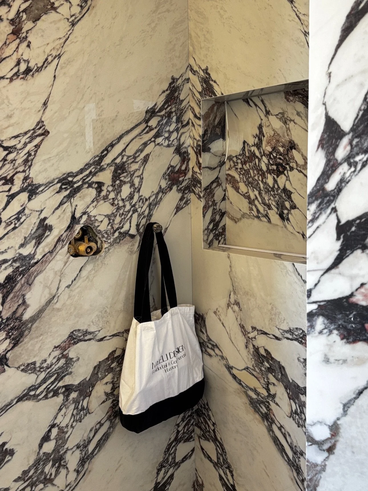 First site visit of 2026. Nearly a year in the making, this home is unfolding with intention, from spatial planning to stone selections that connect each space. A reminder that the best results come from patience and trust in the process. #nazelidesi