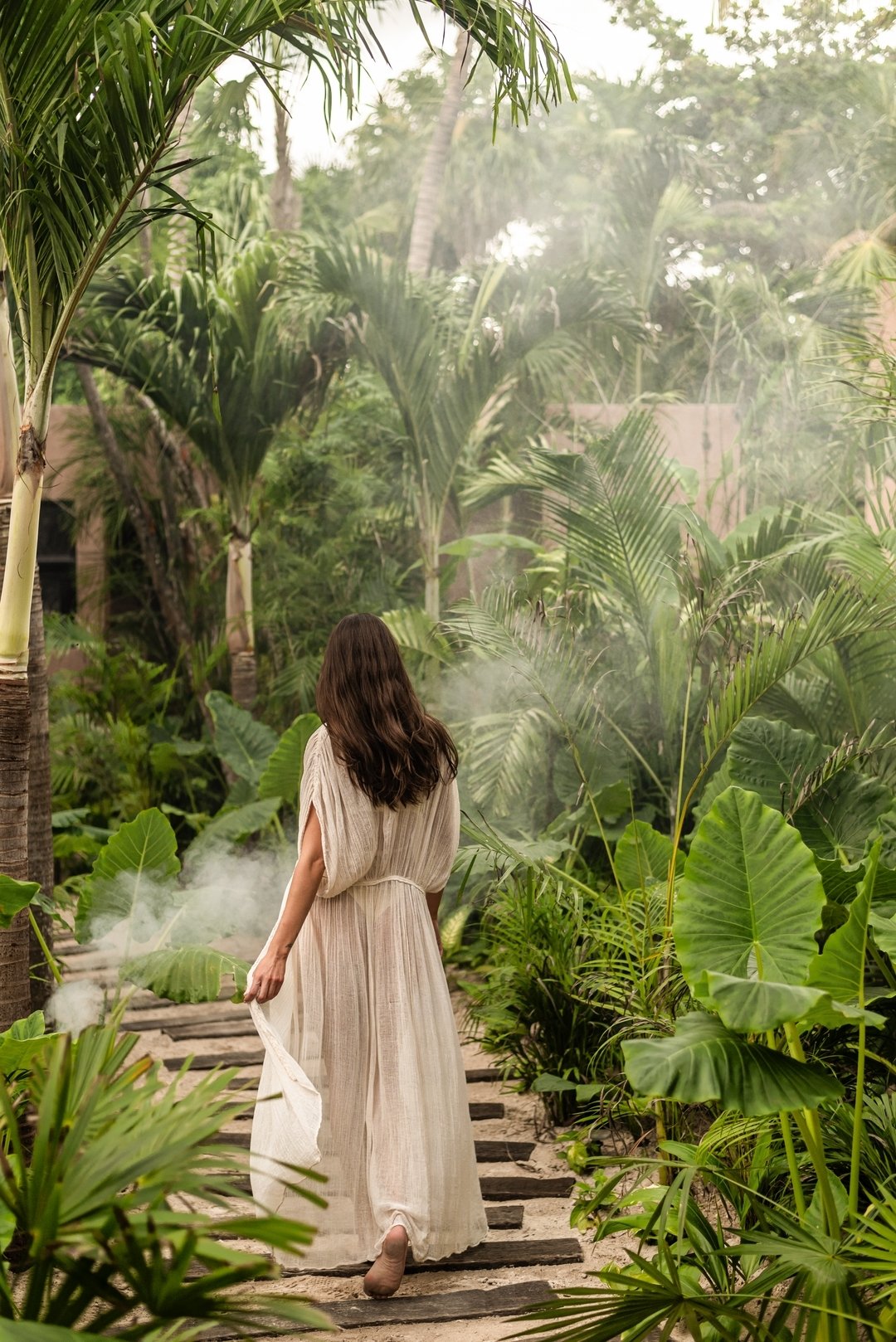 Tucked away between the azure Caribbean beach and the vibrant emerald jungle, our tranquil oasis beckons you to immerse yourself in the harmonious dance of nature.⁣

Escondido entre la azulada playa del Caribe y la vibrante selva esmeralda, nuestro o