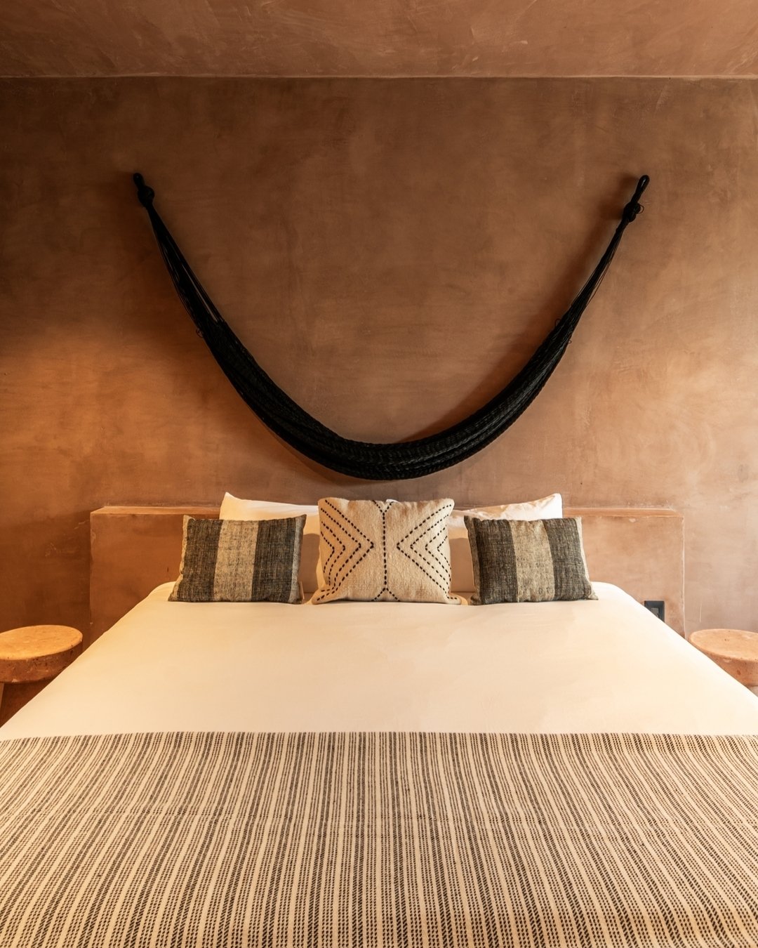 Step into the intricate charm of Caracol Suite, where every corner holds a tale. From the seclusion of your bedroom to the captivating views outside your window &mdash;each area is a haven for stories waiting to be told, and countless moments eager t