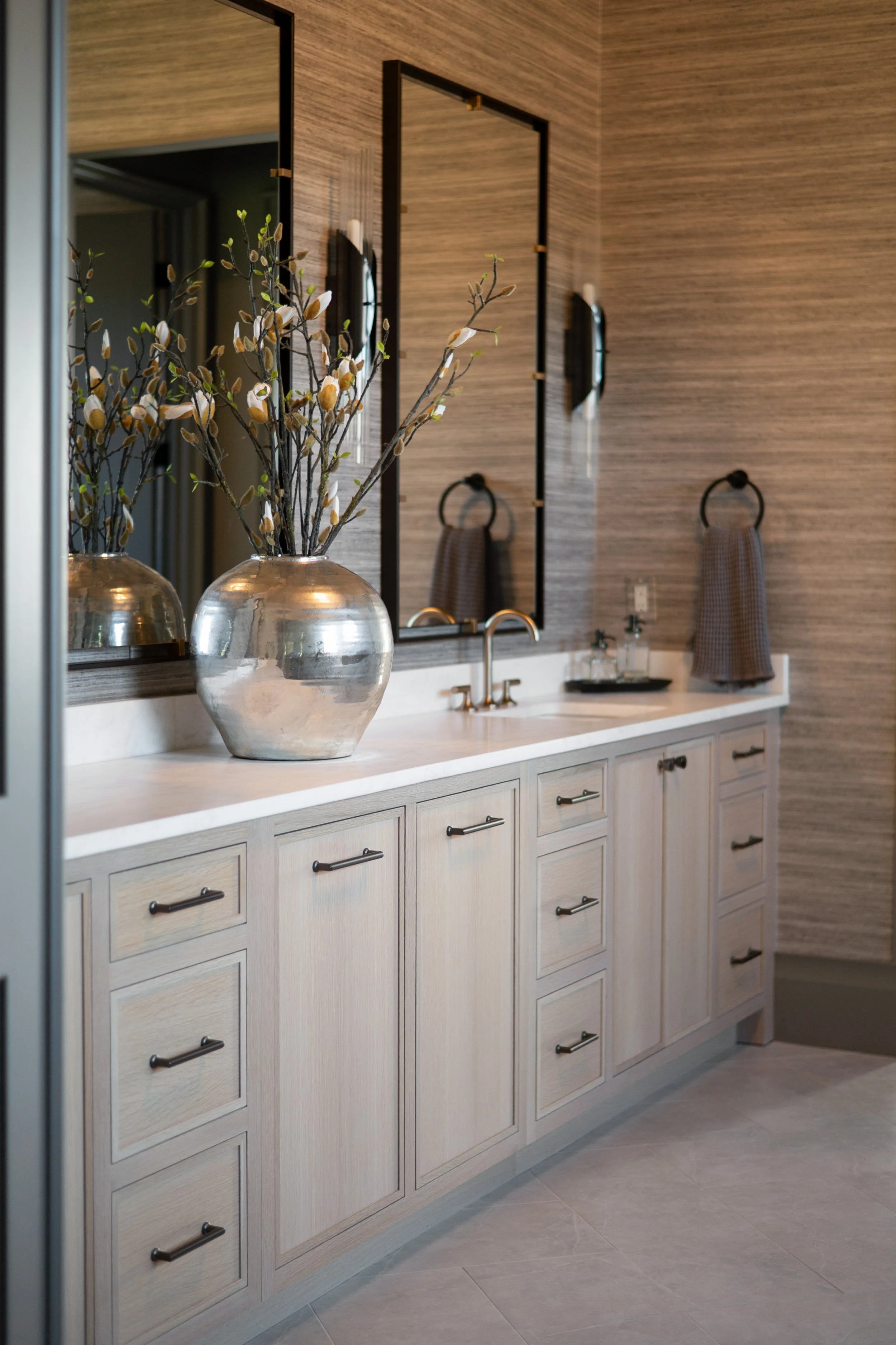 IBI2 625 Wisteria Vines 2025-052.jpg