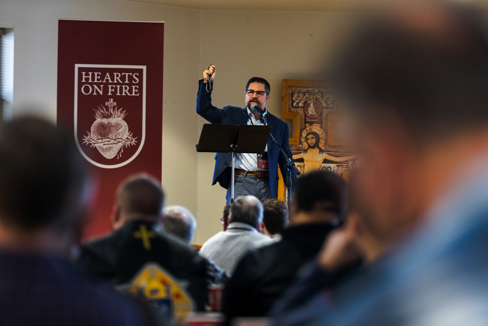 Annual men’s conference inspires men to be a light in the darkness