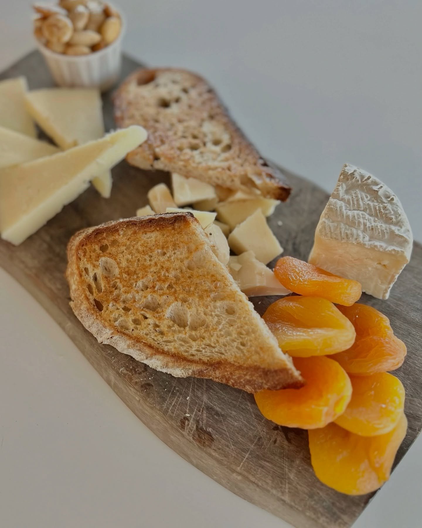 Saturday snack - A cheese board at Star ☆ 
 
A selection of Cheese, Marcona Almonds, Dried Fruit and Honey served with our Fennel - Sultana Bread