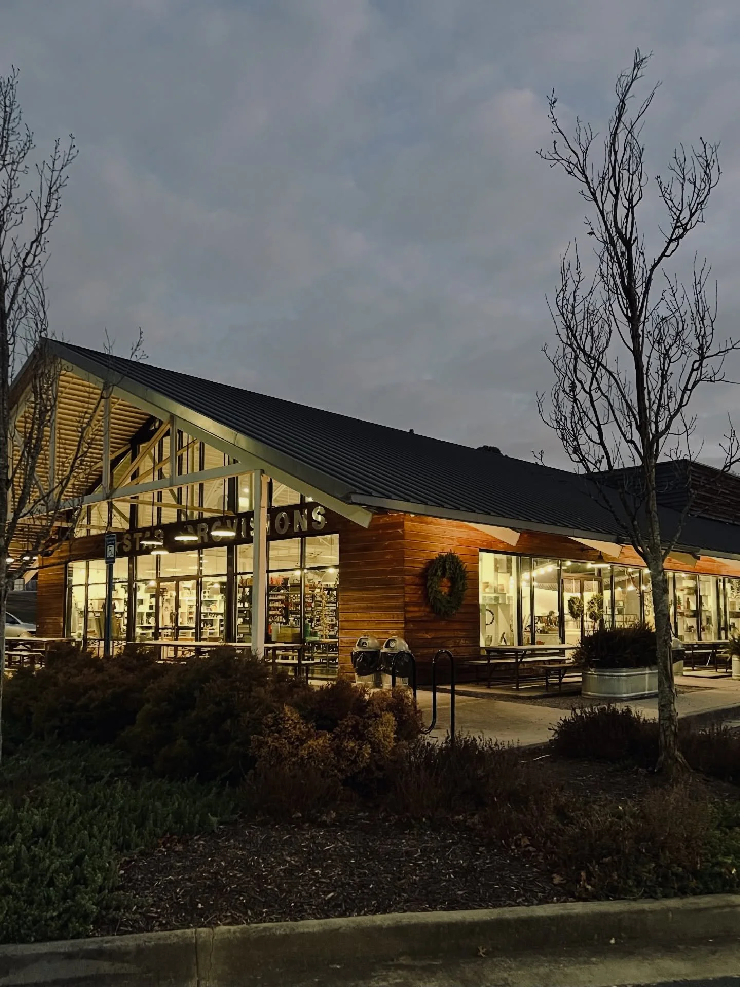 Wrapping up a festive week&hellip; 
We wish everyone a happy holiday! 🎄

Star Provisions and Bacchanalia will be closed Thursday 12/25 &amp; Friday 12/26 

Star Provisions will reopen on Saturday 12/27 and Bacchanalia will be open for dinner service