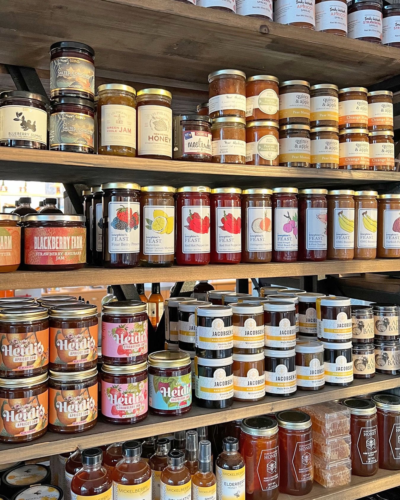 Spotlight on @josephinesfeast OMG Banana Jam - less sugar, more fruit make this a fan favorite!! 🍌