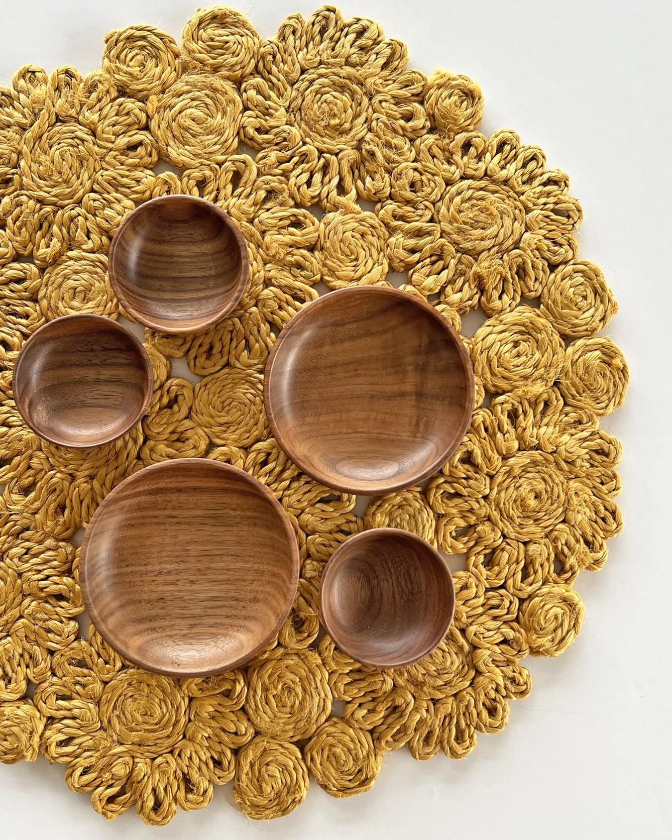 The most beautiful wooden dipping bowls just arrived at Star ☆