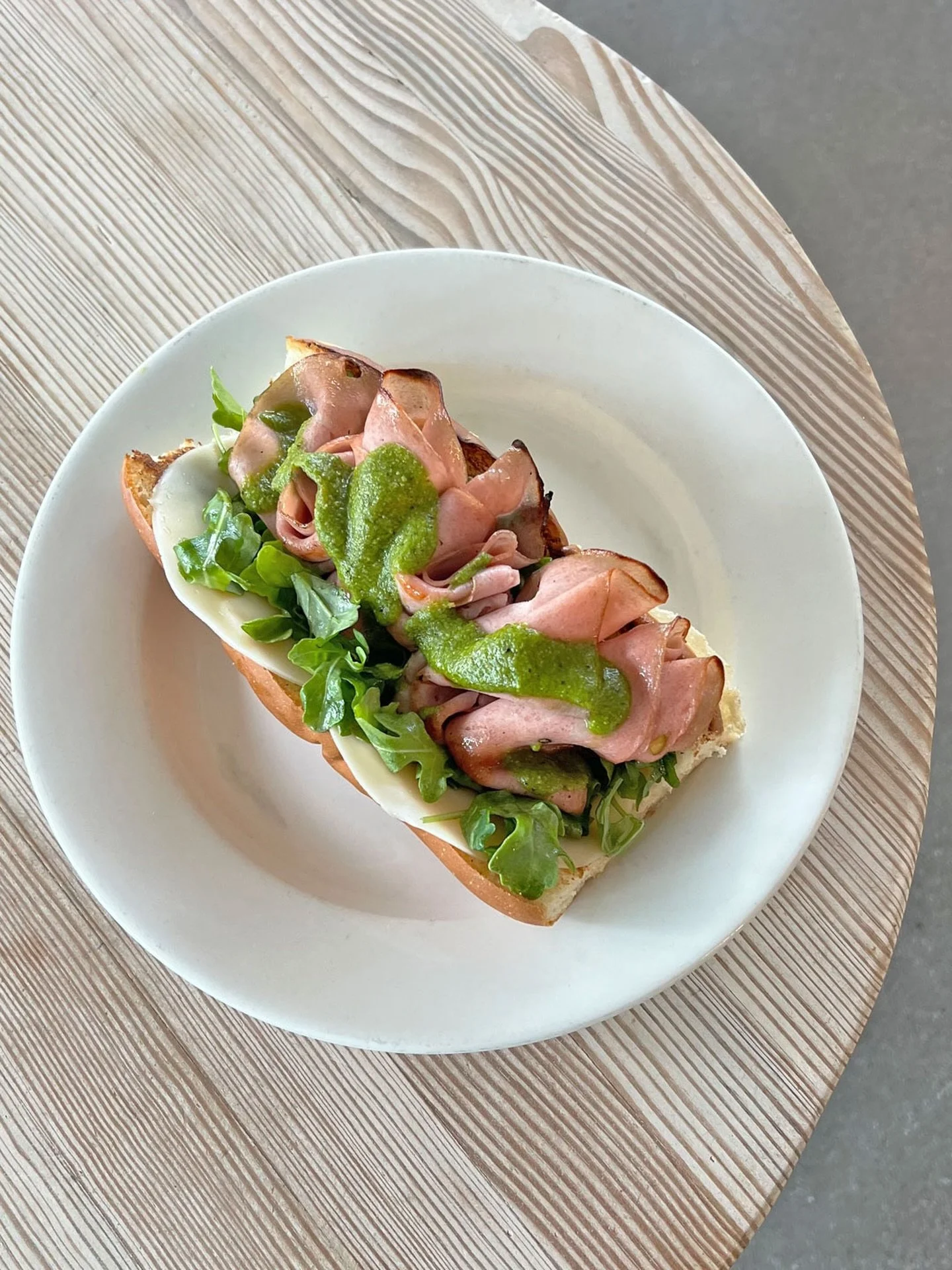 ☆ SPECIAL ☆
Grilled Mortadella, Provolone, Pistachio Pesto and Arugula on a hoagie.