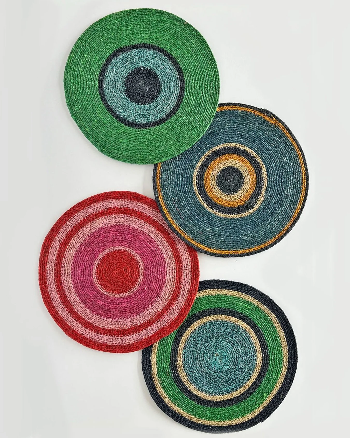 NEW ☆ Woven placemats from @britishcolourstandard to brighten your table!