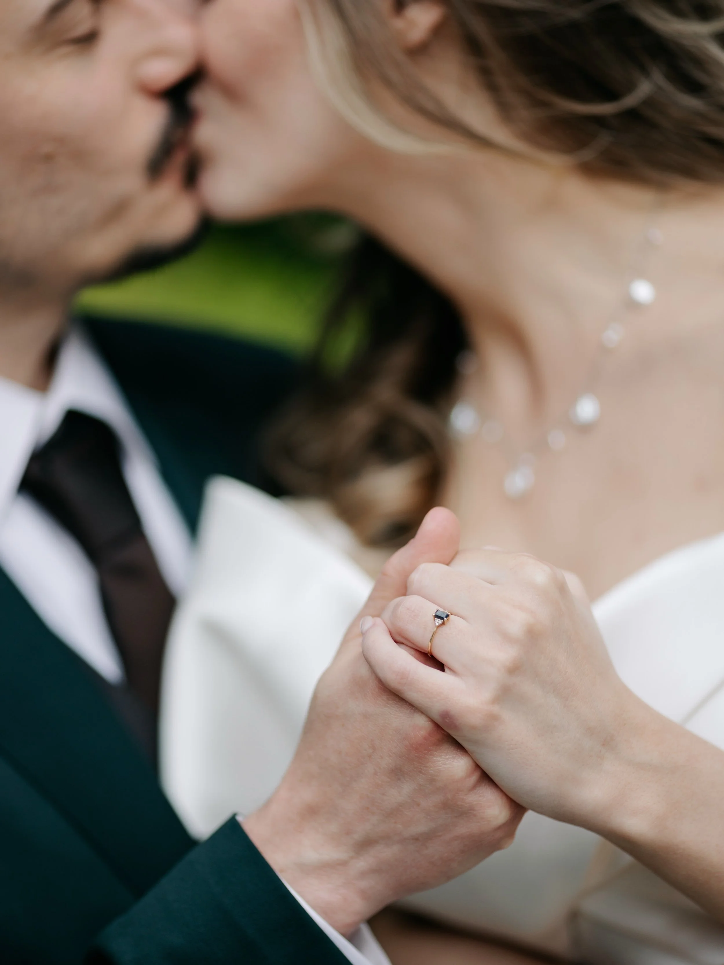 Patrick &amp; Amy, Editorial close up of the rings during the photoshoot at their wedding day at Kasteel Wijenburg in Echteld.  @kasteelwijenburg 
@lisanne_hair_en_flowers 
@labellablanca.bridal 

#kasteelwijenburg 
#trouwenopkasteel 
#trouwfotograaf