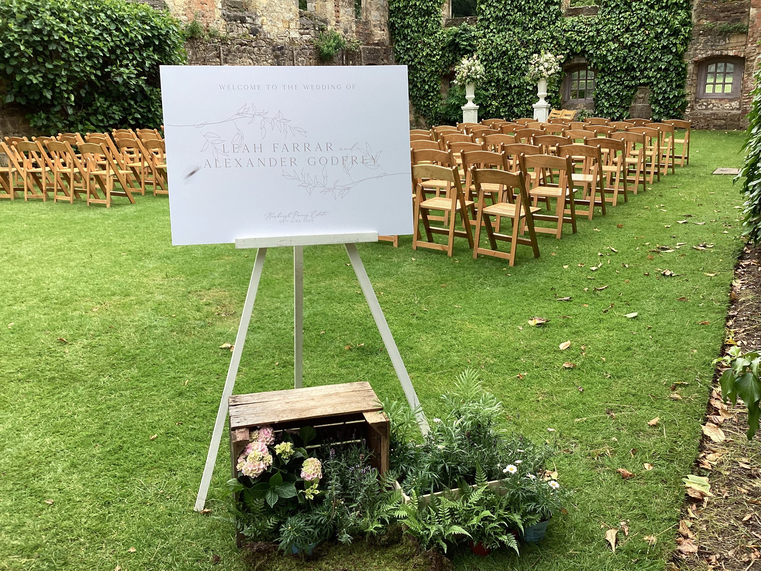 newburgh-priory-ceremony-ruins.jpg