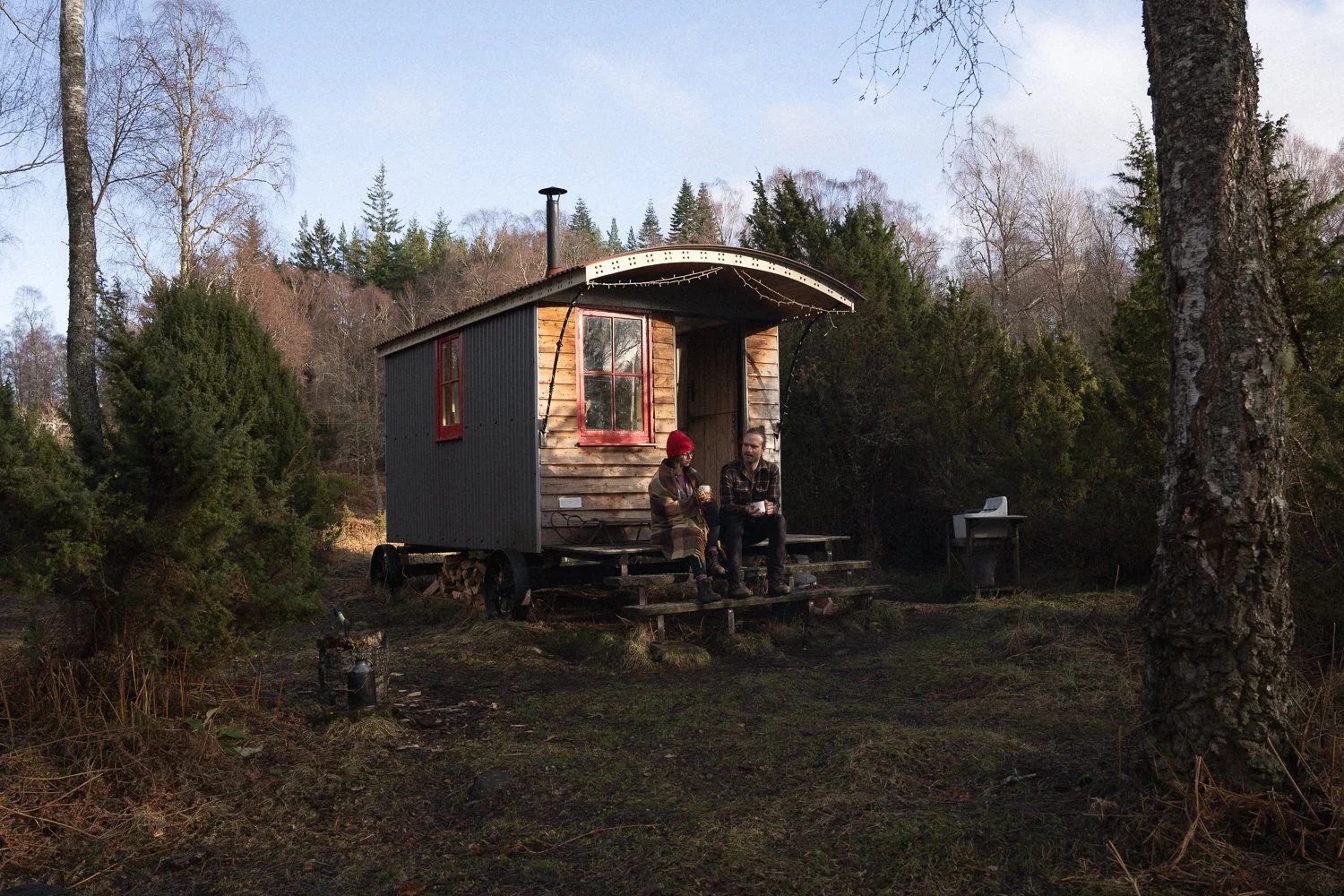 Explore the rustic beauty of our shepherd's hut, nestled in nature and perfect for a tranquil escape. Ideal for a peaceful retreat.