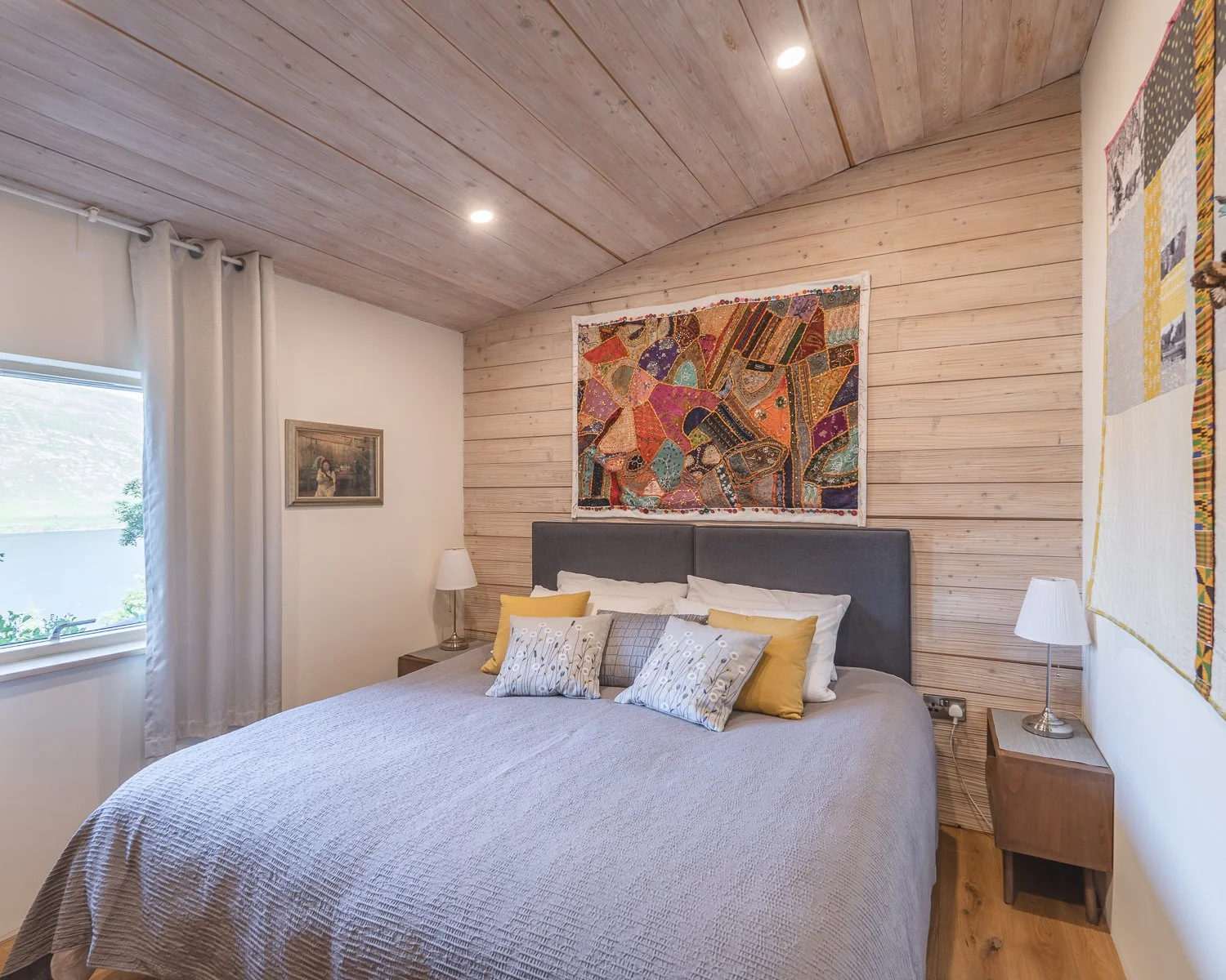 Studio Hoose bedroom 2.jpg