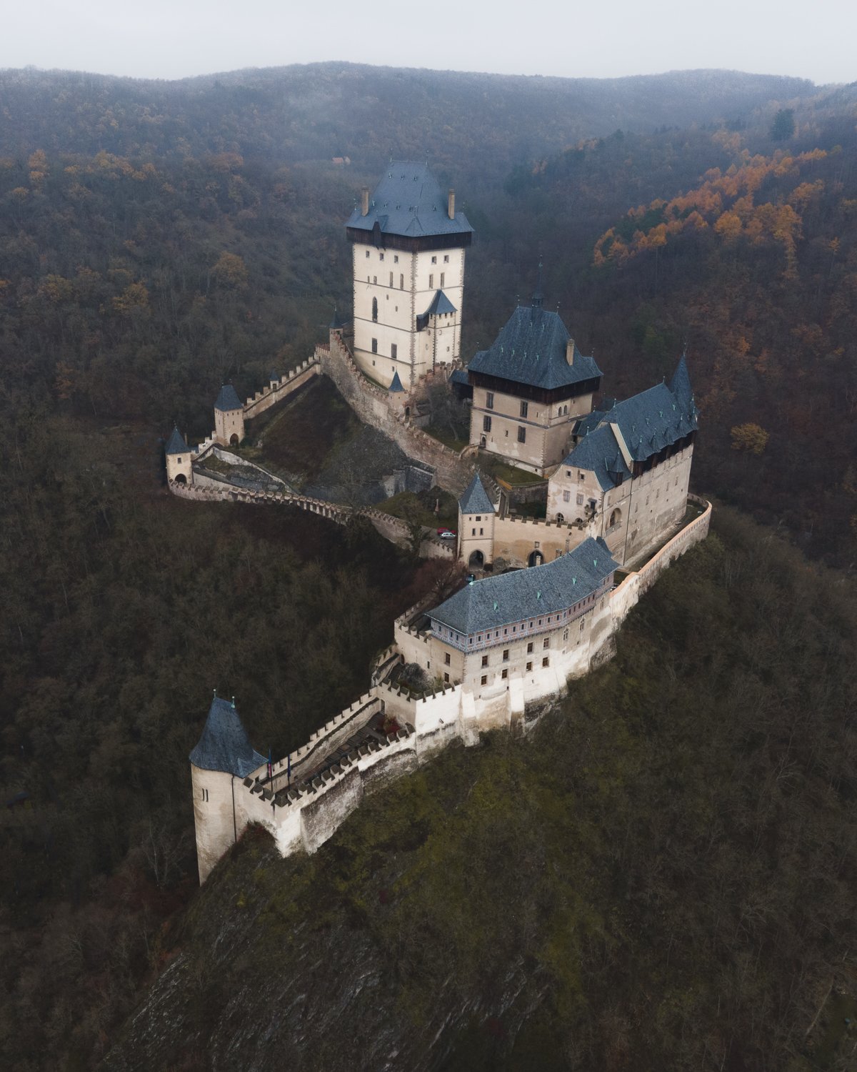 Karlstejn Castle.jpg