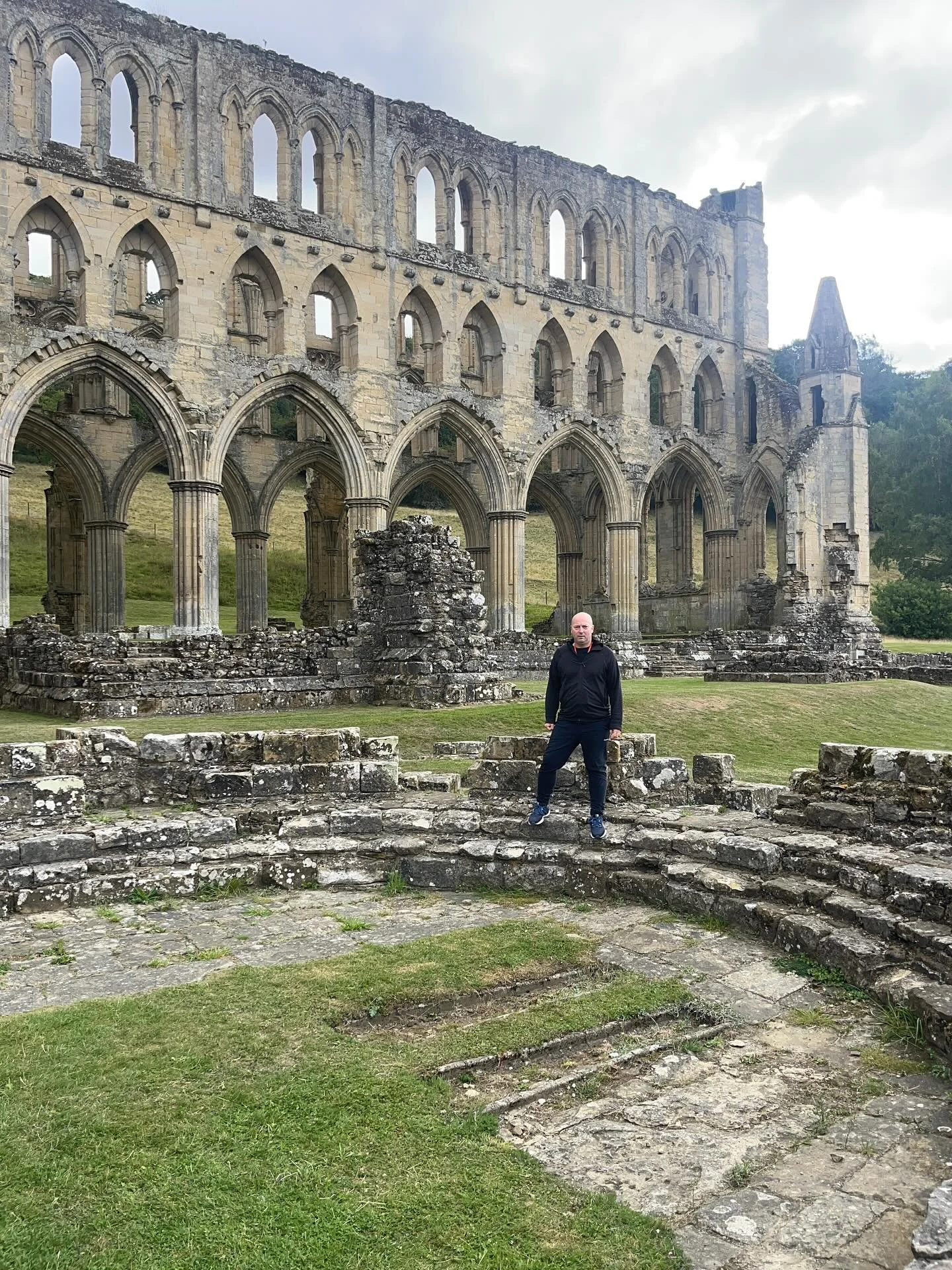 Early morning start for a trip to Rievaulx Abbey, in @northyorkmoors 

It was 50% important research for the upcoming Stonemasons Trail I&rsquo;m delivering at Newstead and 50% a real battery charger of a day, doing some of the things I love to do - 