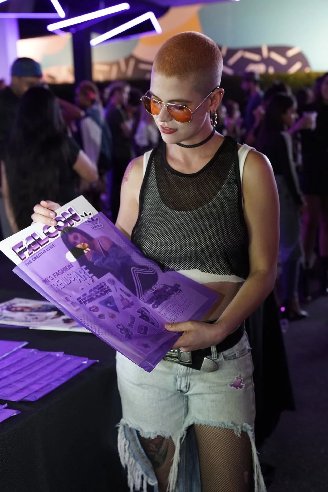 Mag + Sticker.jpg