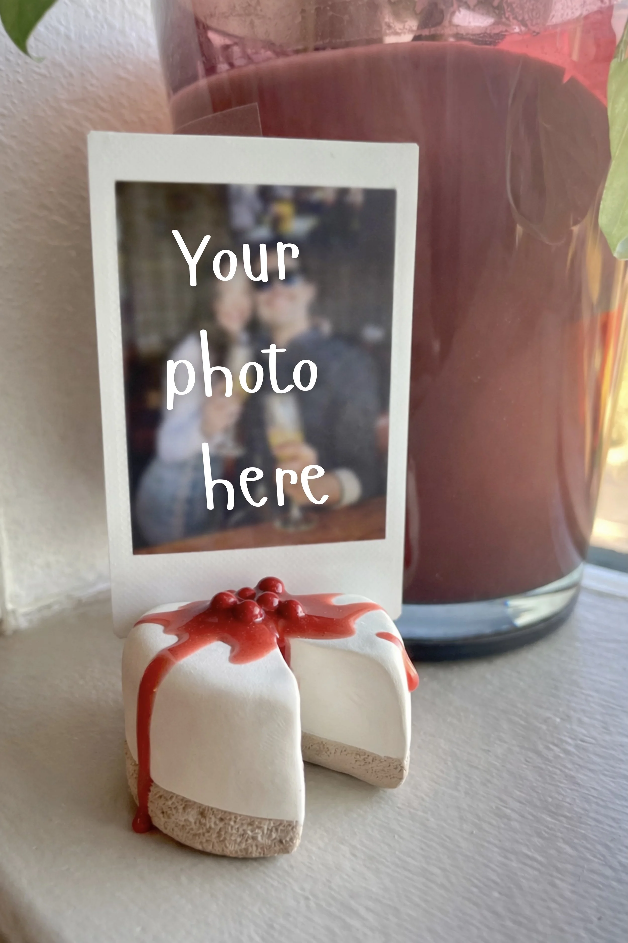 Cherry Cheesecake - Photo Holder