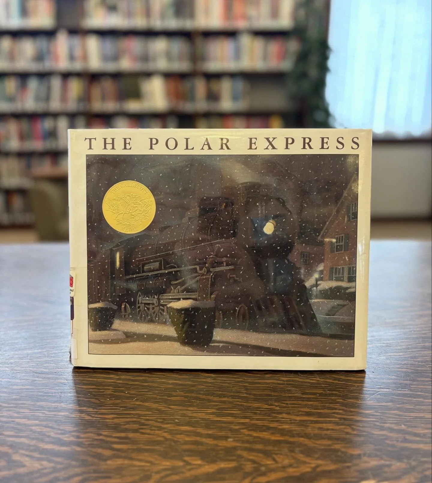 ~Christmas countdown~

{22}

Is it really December until the Polar Express has come to town?

#christmascountdown #christmas #winter #wintersolstice #hanukkah #kwanzaa #happyholidays #getcozy #read #bookadvent #adventcalendar #hygge #jolabokaflod #fo